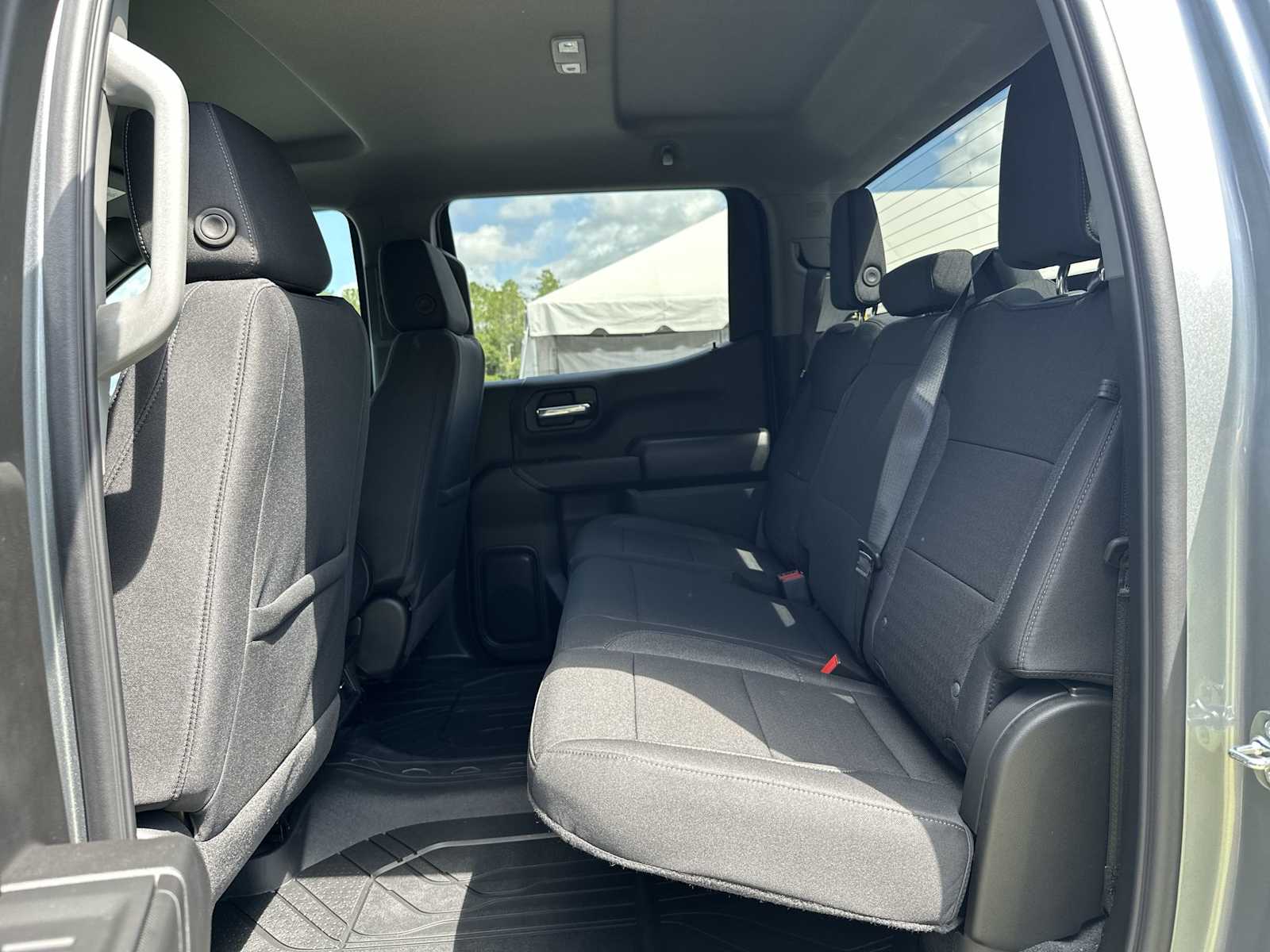 Thumbnail: 2025 Chevrolet Silverado 1500 - 17