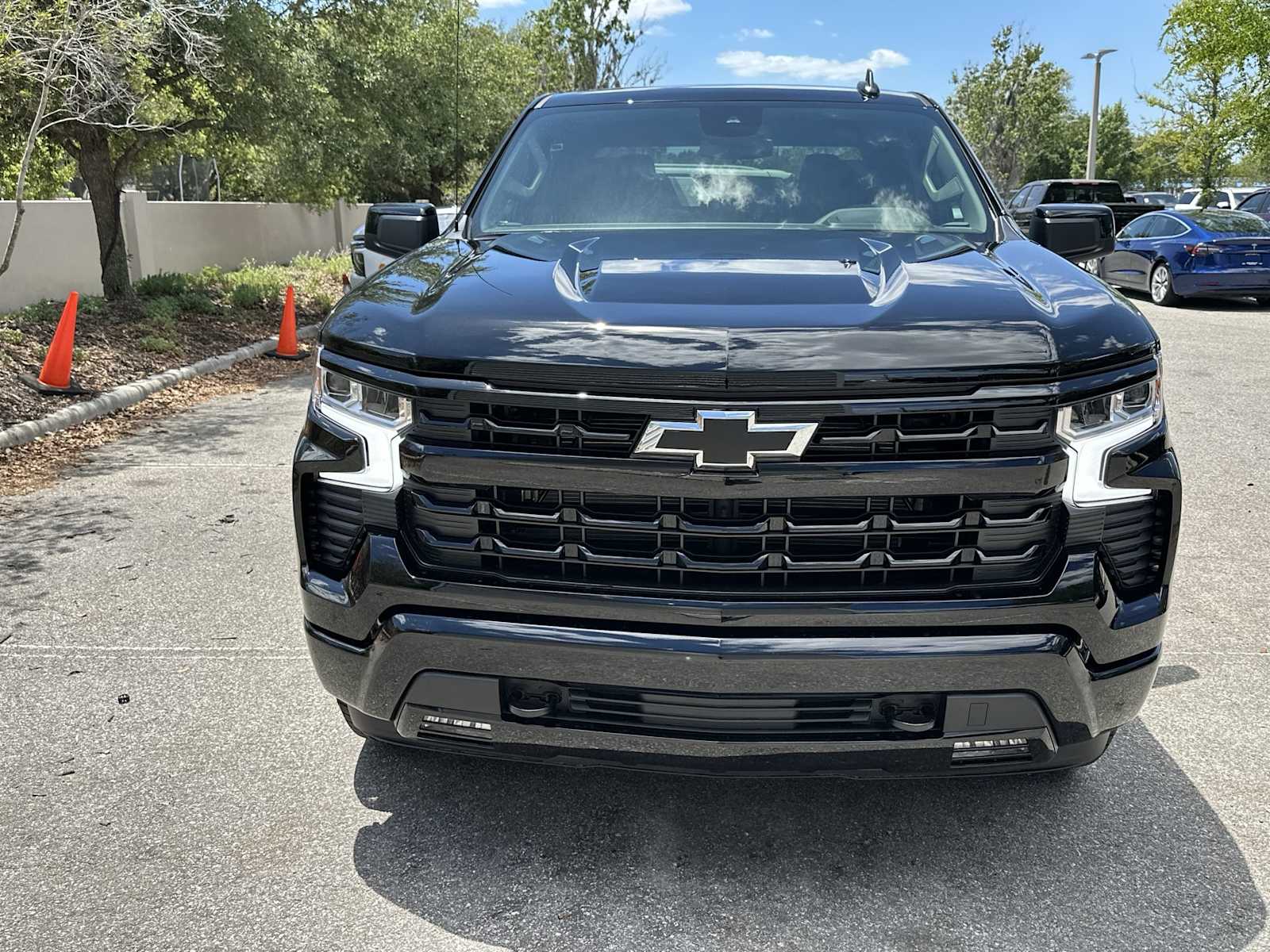Thumbnail: 2026 Chevrolet Silverado 1500 - 9