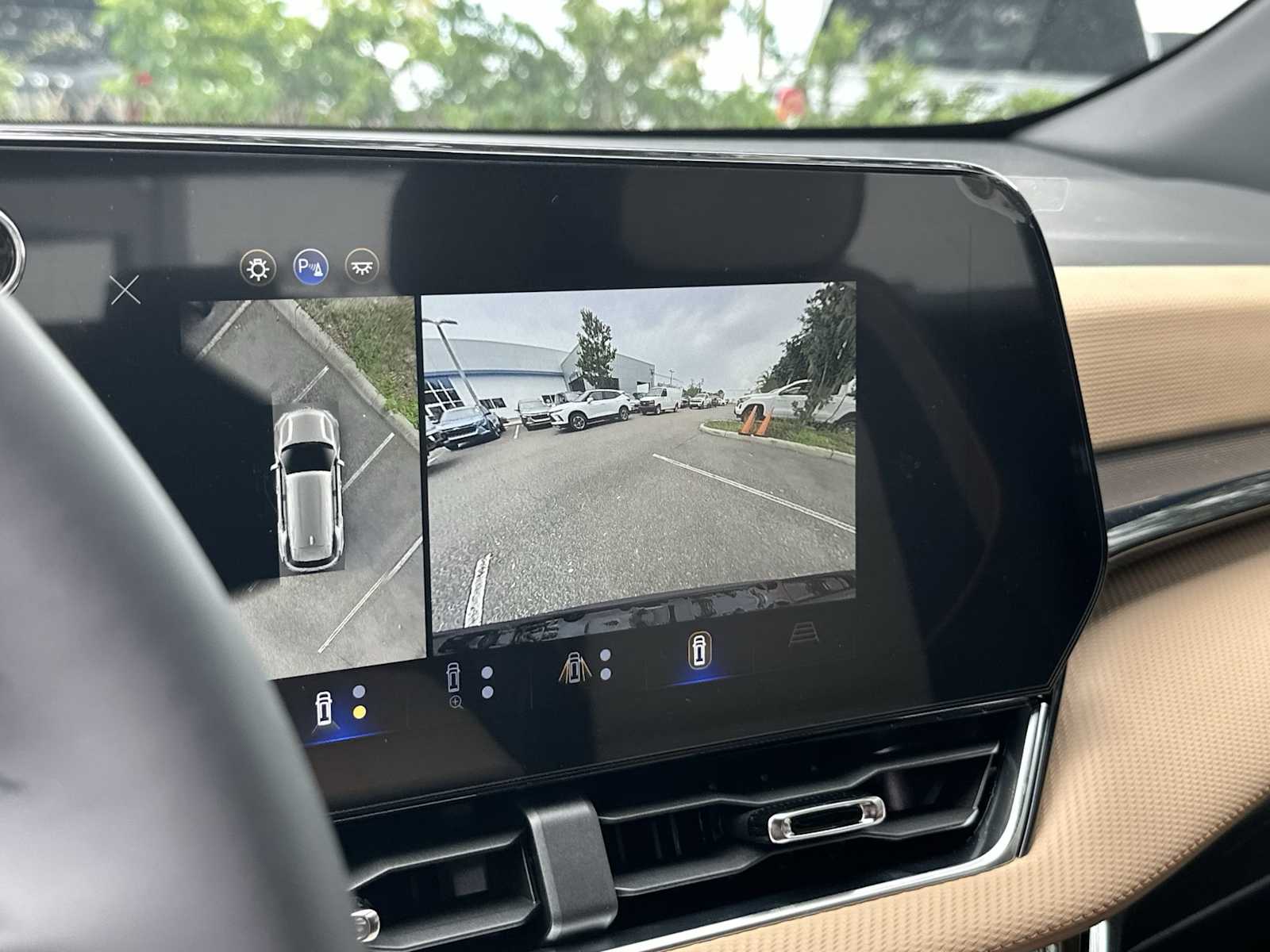 Thumbnail: 2026 Chevrolet Equinox - 22