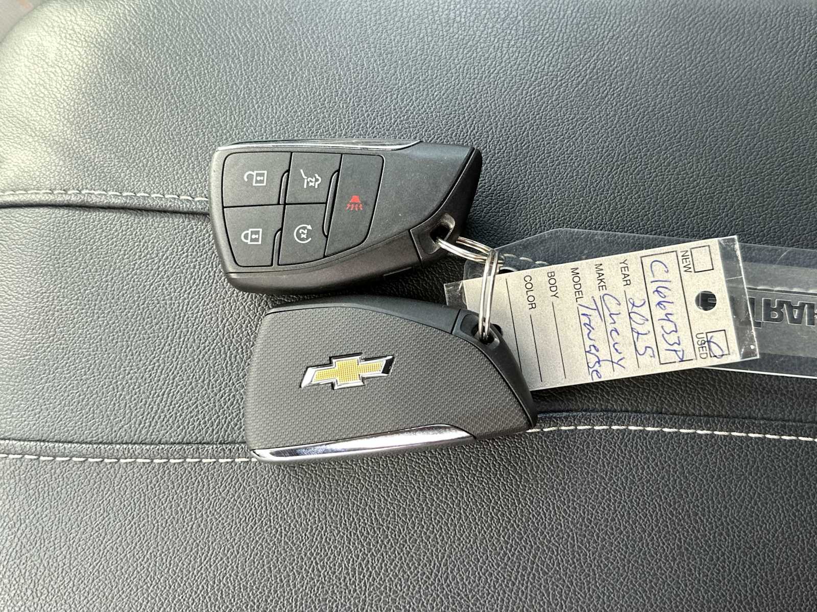 Thumbnail: 2025 Chevrolet Traverse - 26