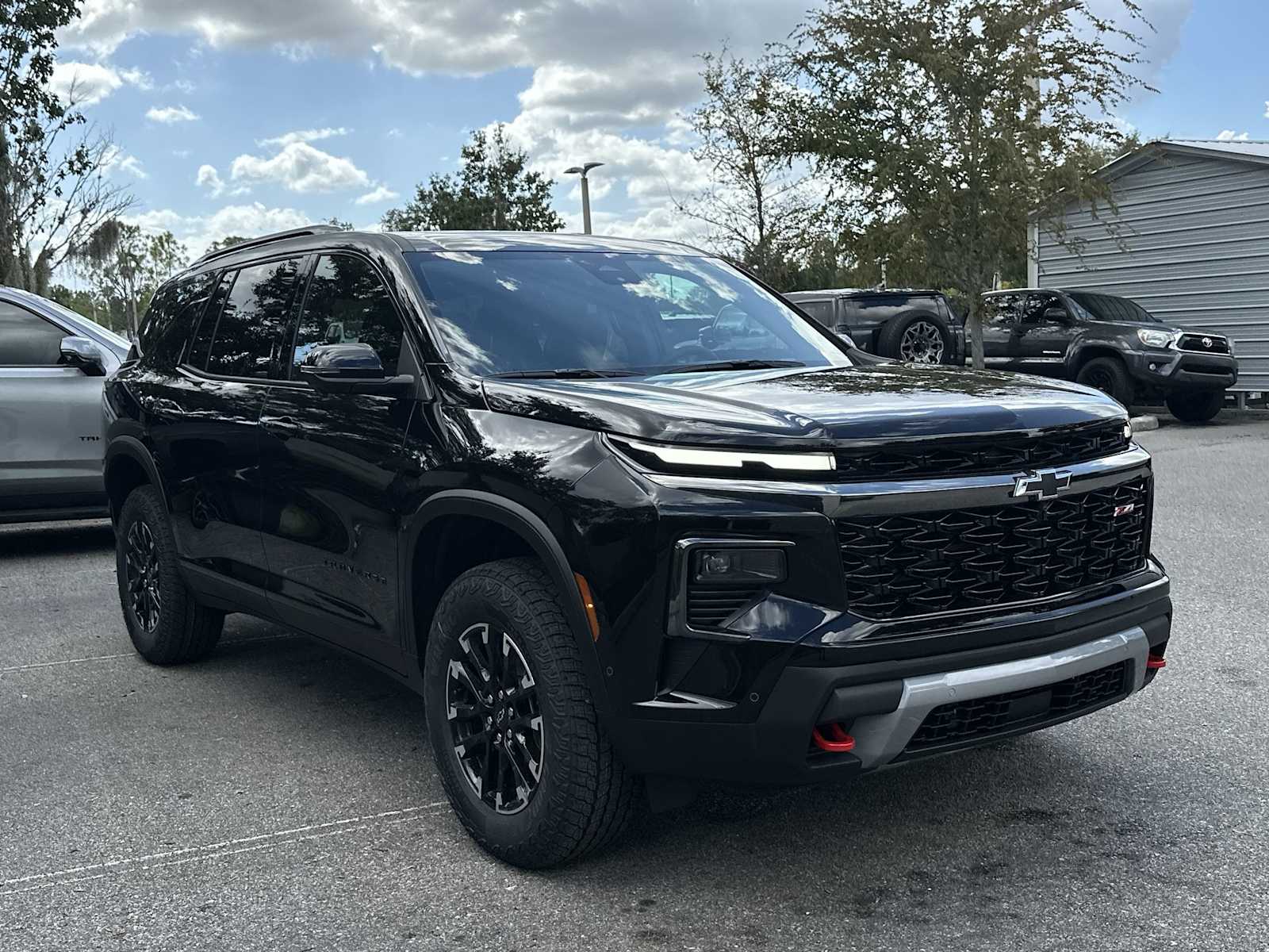 Thumbnail: 2026 Chevrolet Traverse - 8