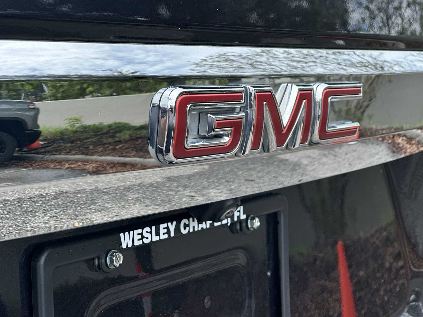 Thumbnail: 2023 GMC Yukon - 10