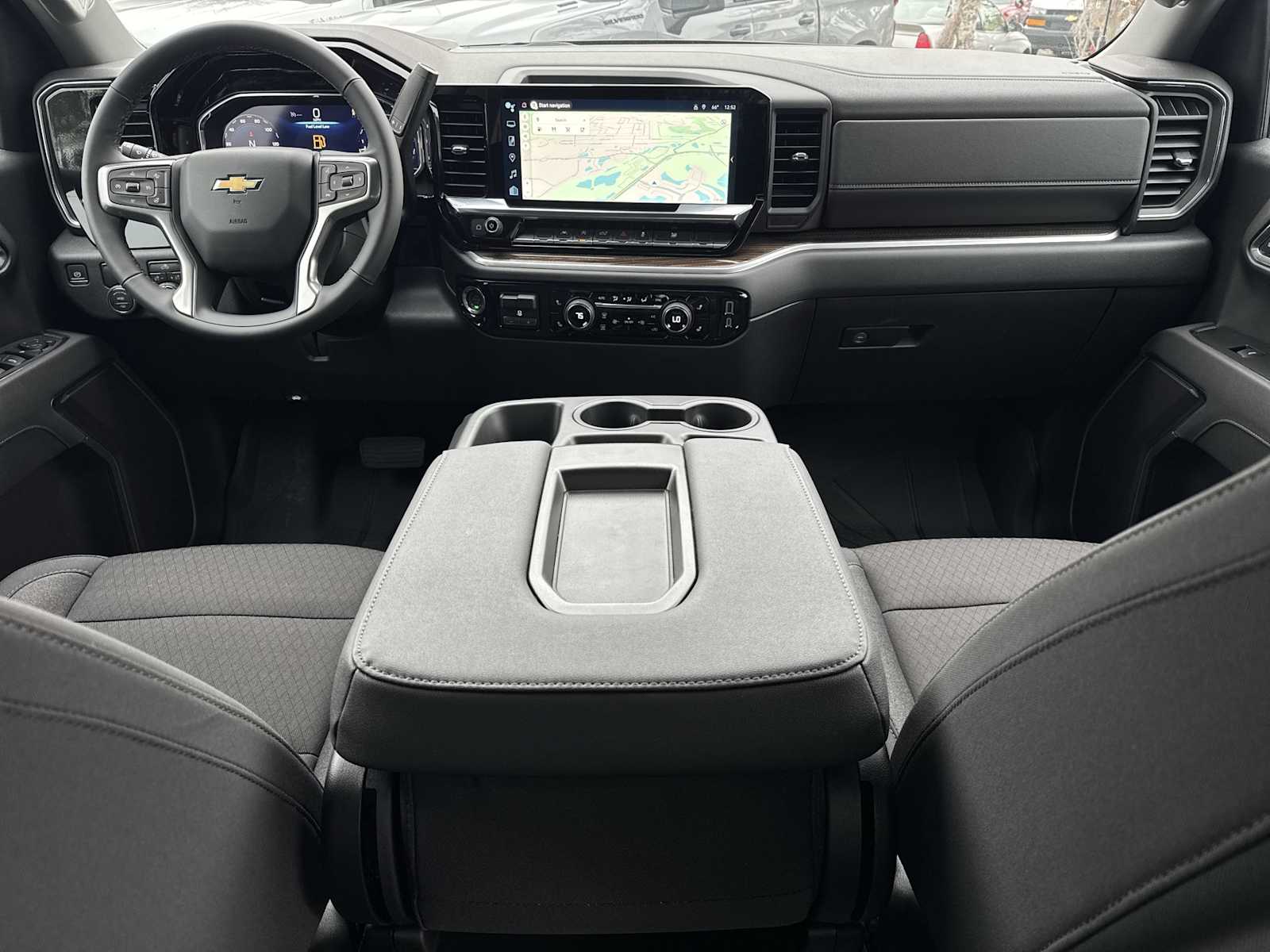 2025 Chevrolet Silverado 1500 LT 10