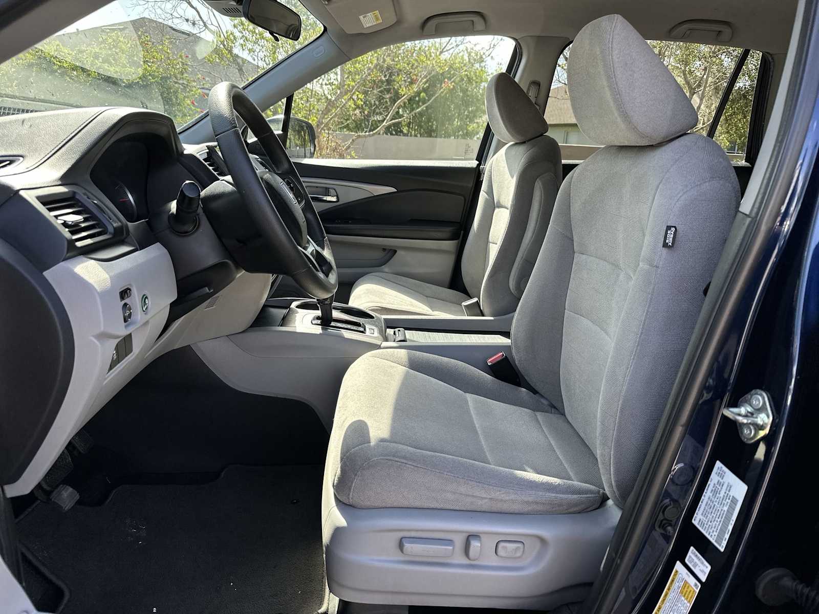 Thumbnail: 2020 Honda Pilot - 15