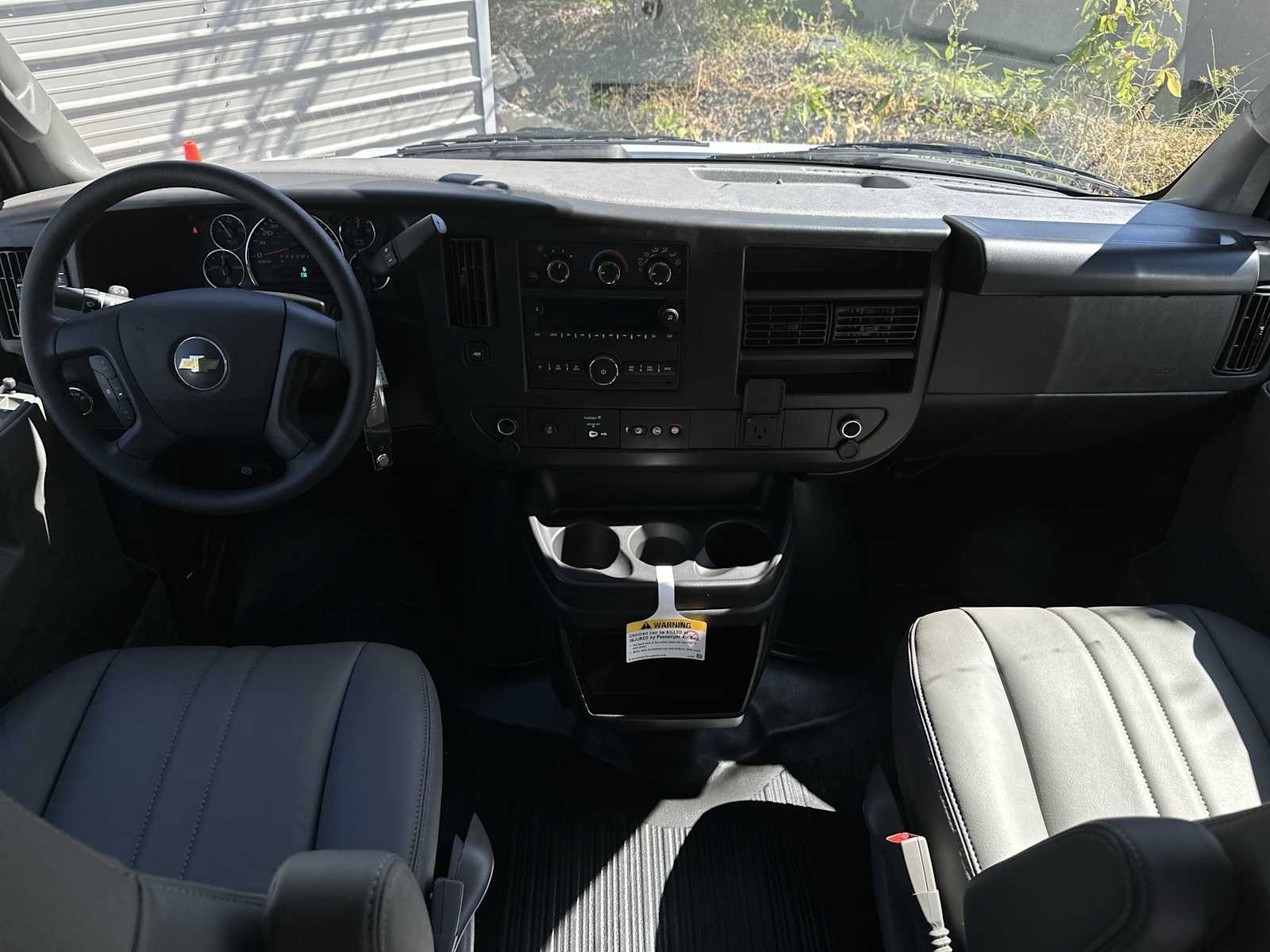 Thumbnail: 2025 Chevrolet Express - 15