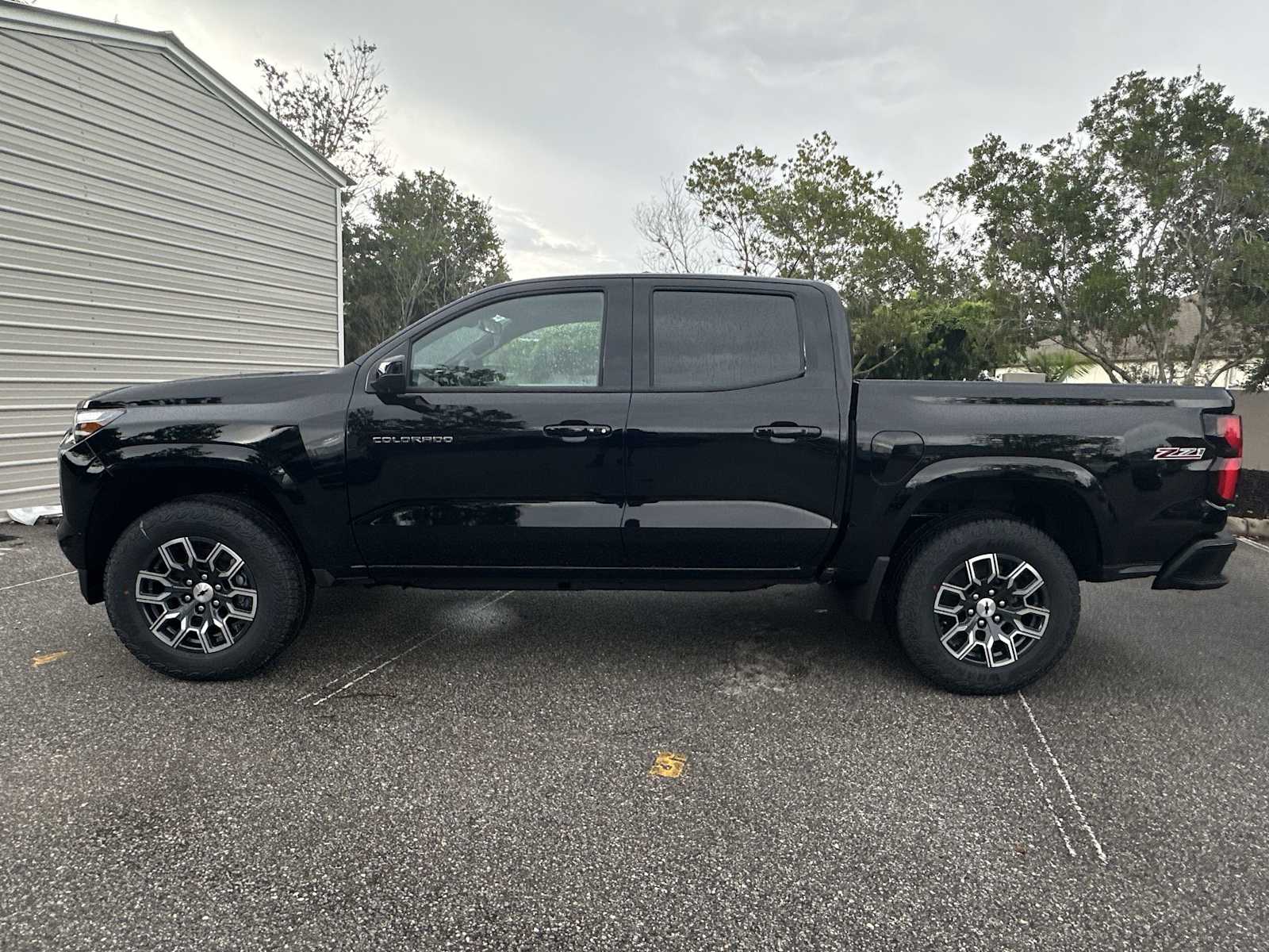 Thumbnail: 2026 Chevrolet Colorado - 3