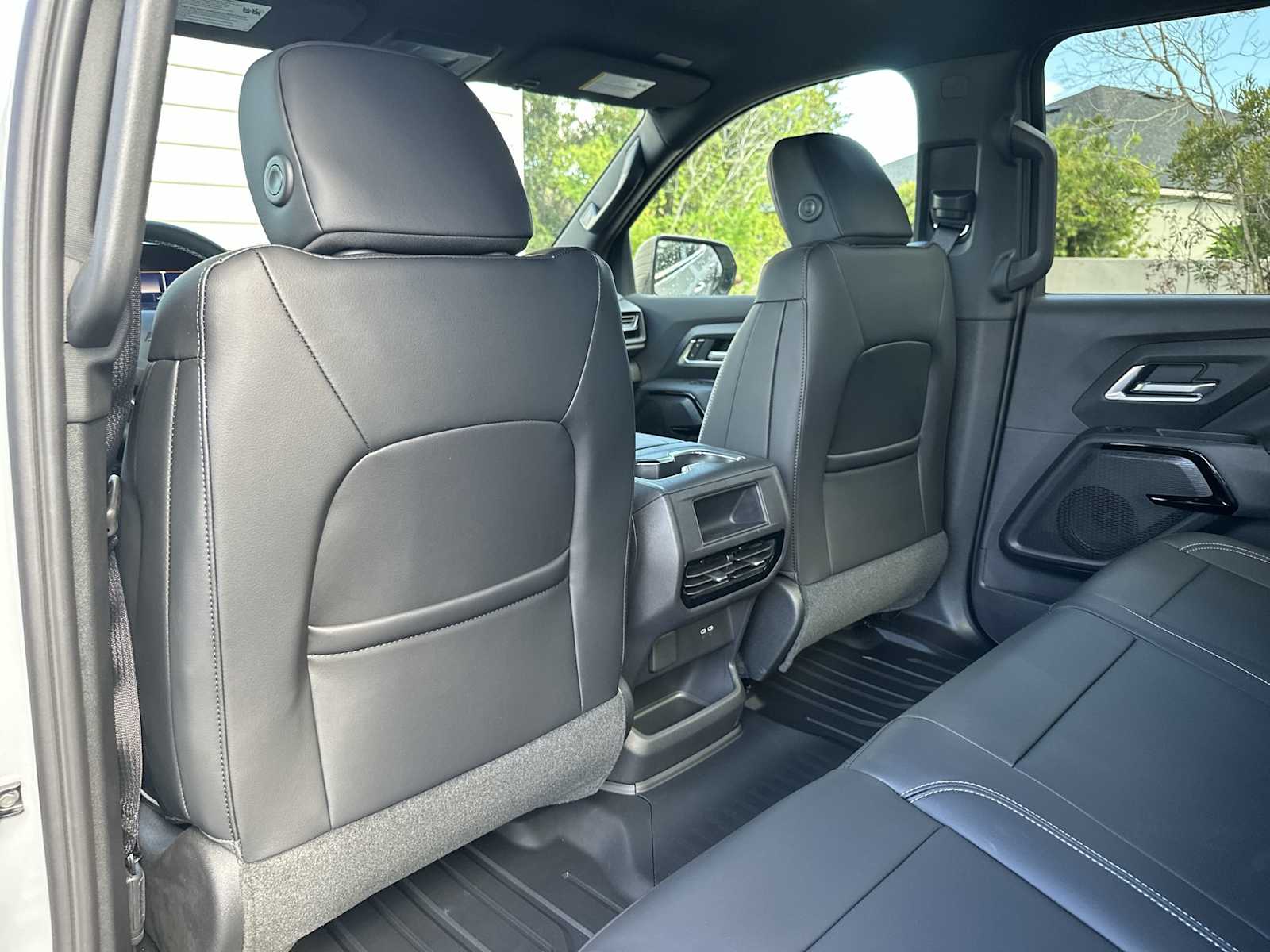 Thumbnail: 2026 Chevrolet Silverado EV - 16