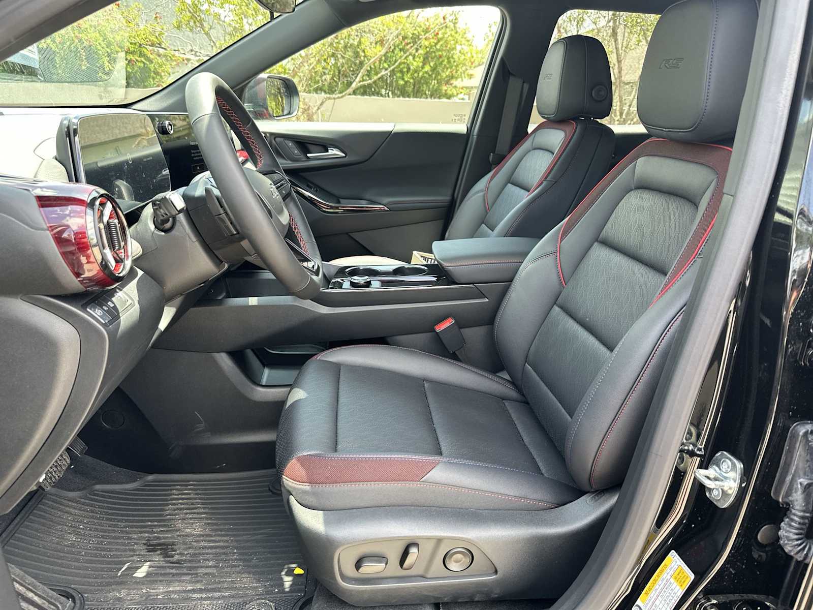 Thumbnail: 2026 Chevrolet Equinox - 15