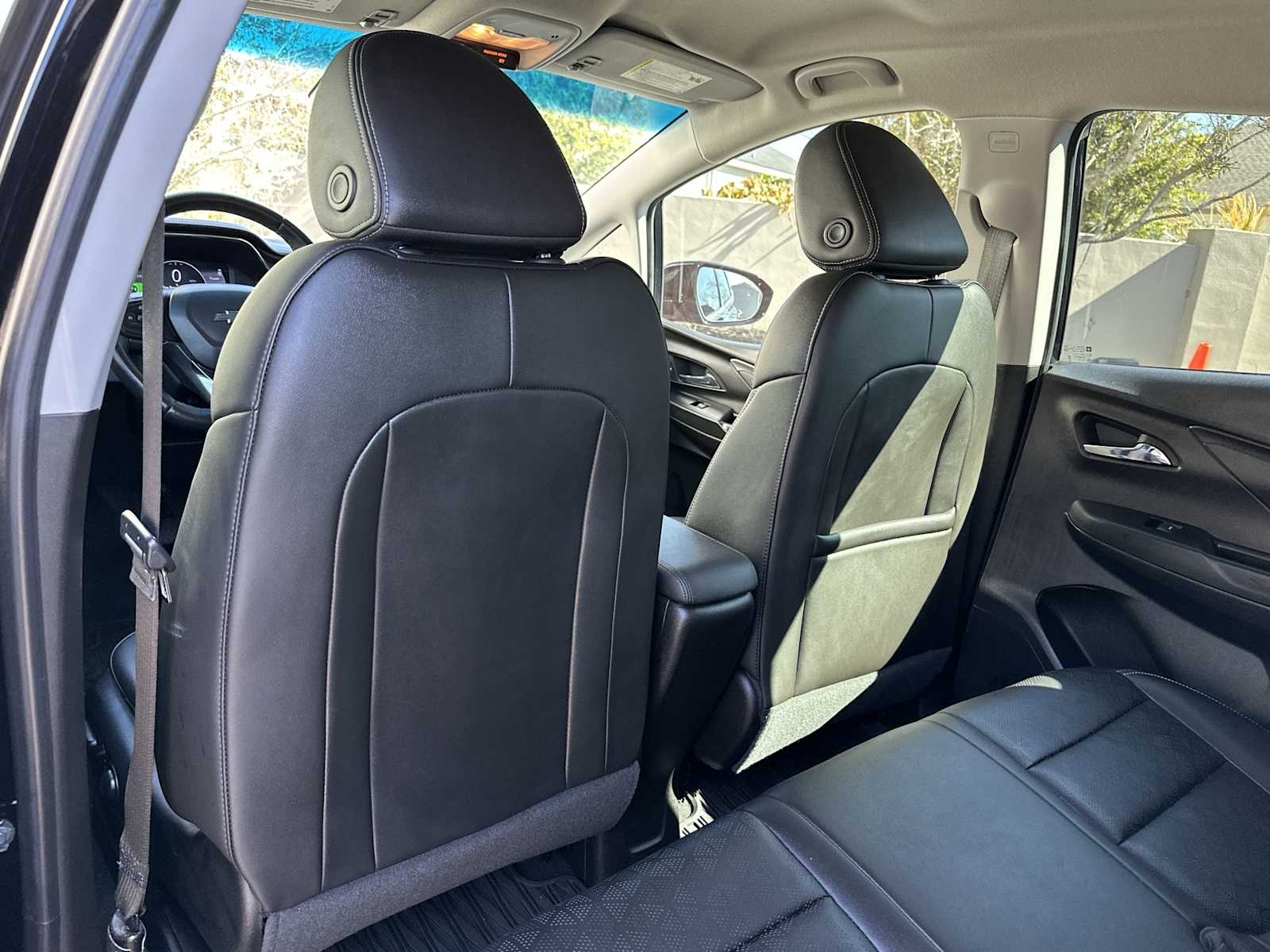 Thumbnail: 2023 Chevrolet Bolt EV - 16