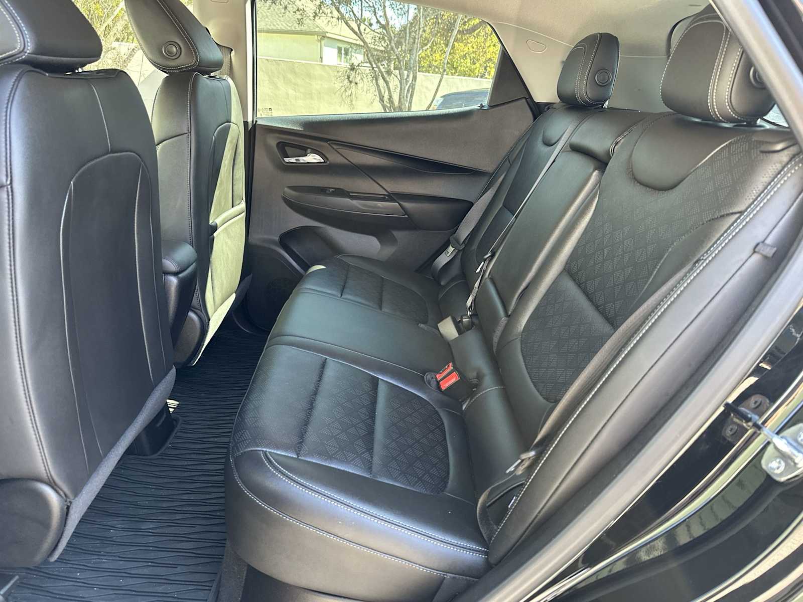 Thumbnail: 2023 Chevrolet Bolt EV - 17