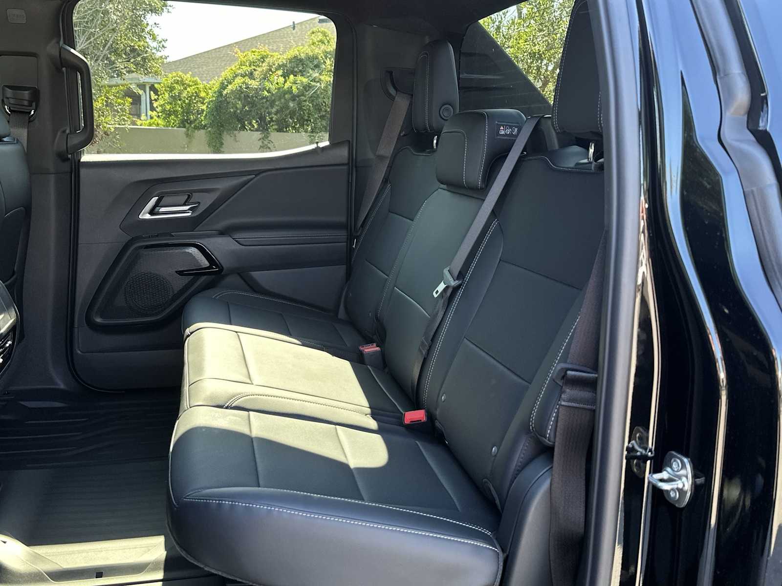 Thumbnail: 2026 Chevrolet Silverado EV - 17