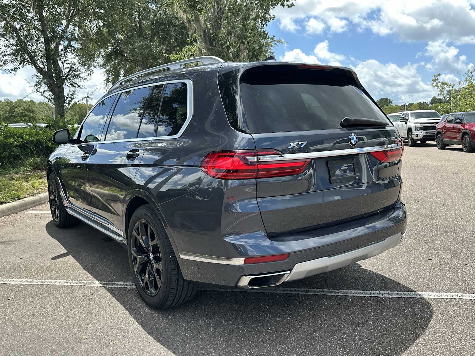 Thumbnail: 2019 BMW X7 - 4