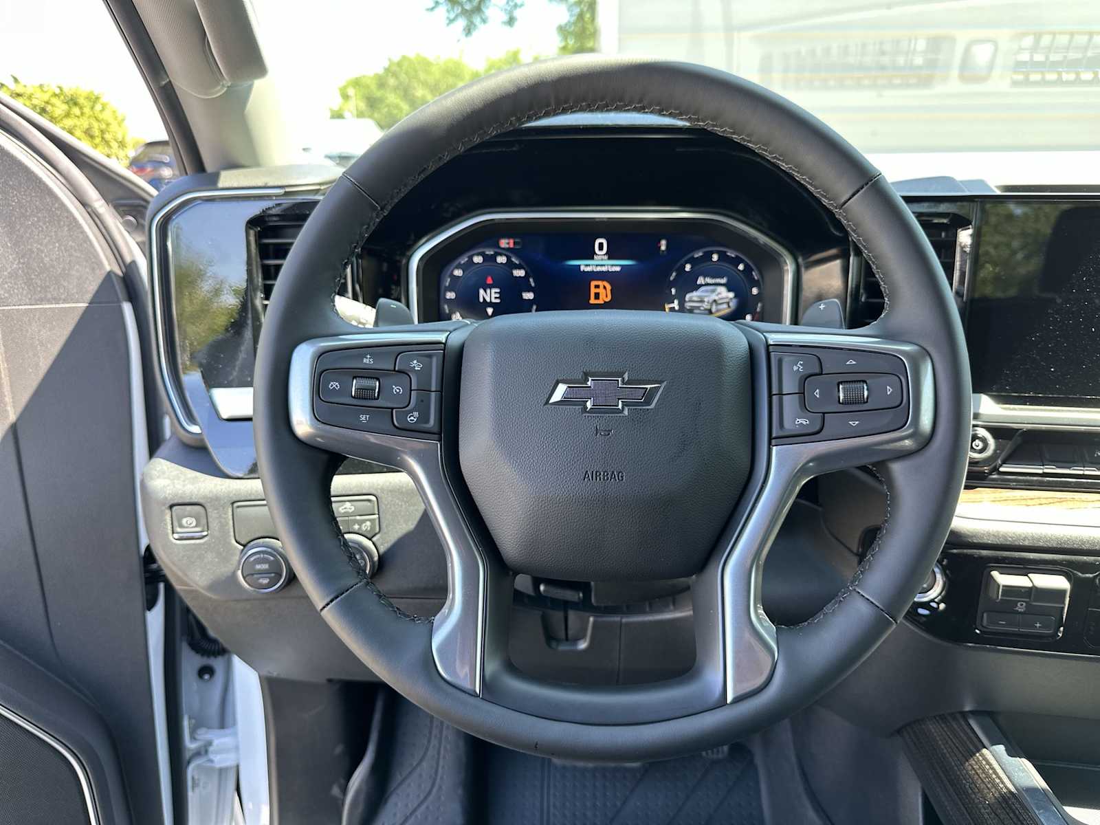 Thumbnail: 2026 Chevrolet Silverado 1500 - 20