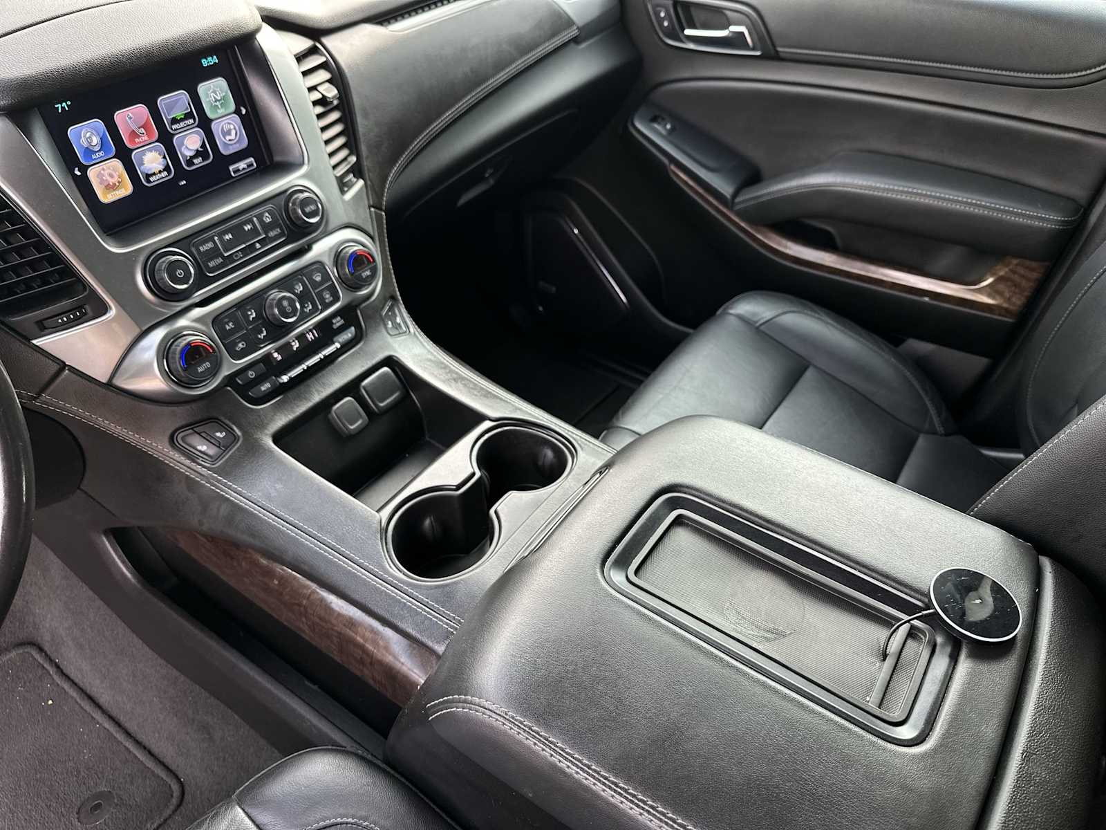 Thumbnail: 2019 Chevrolet Tahoe - 21