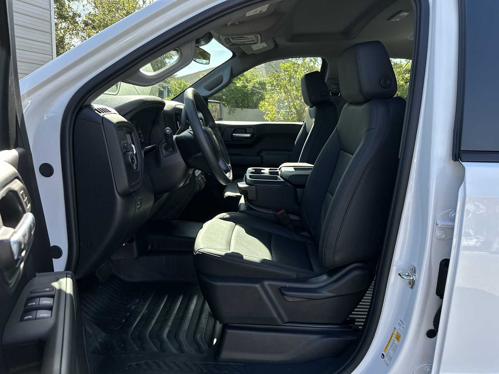 Thumbnail: 2026 Chevrolet Silverado 1500 - 2