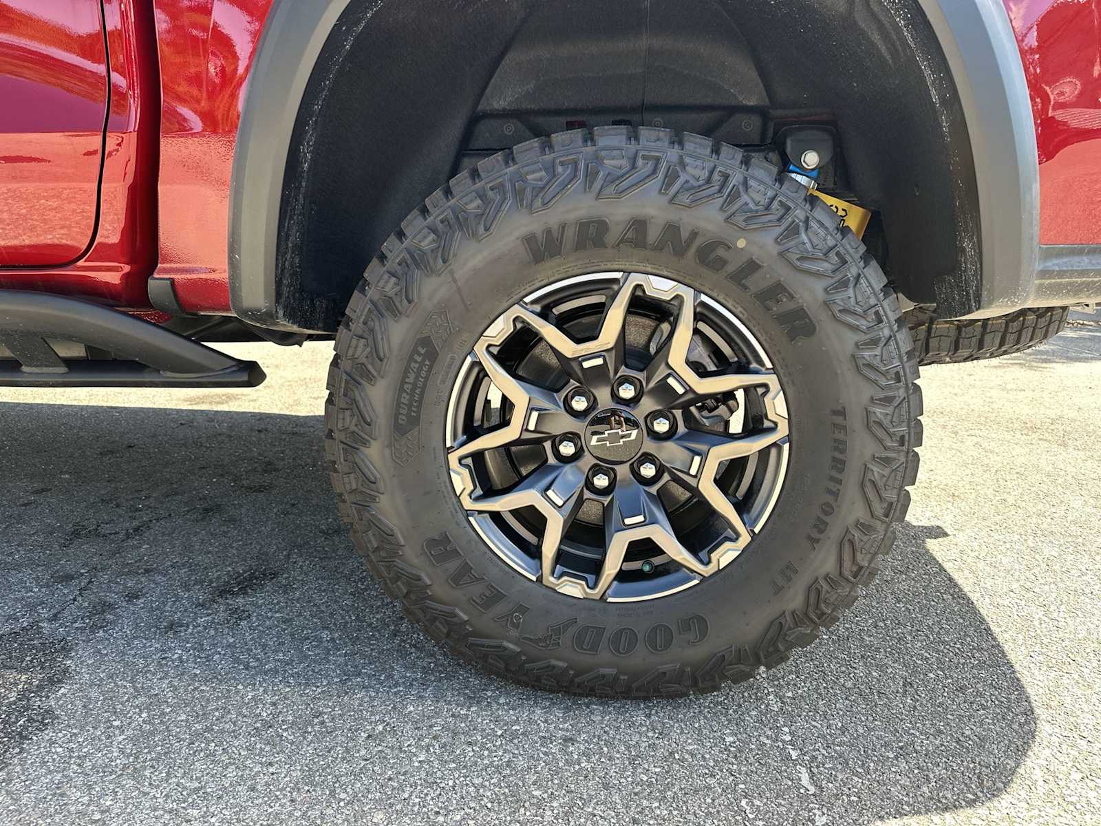 Thumbnail: 2026 Chevrolet Colorado - 12