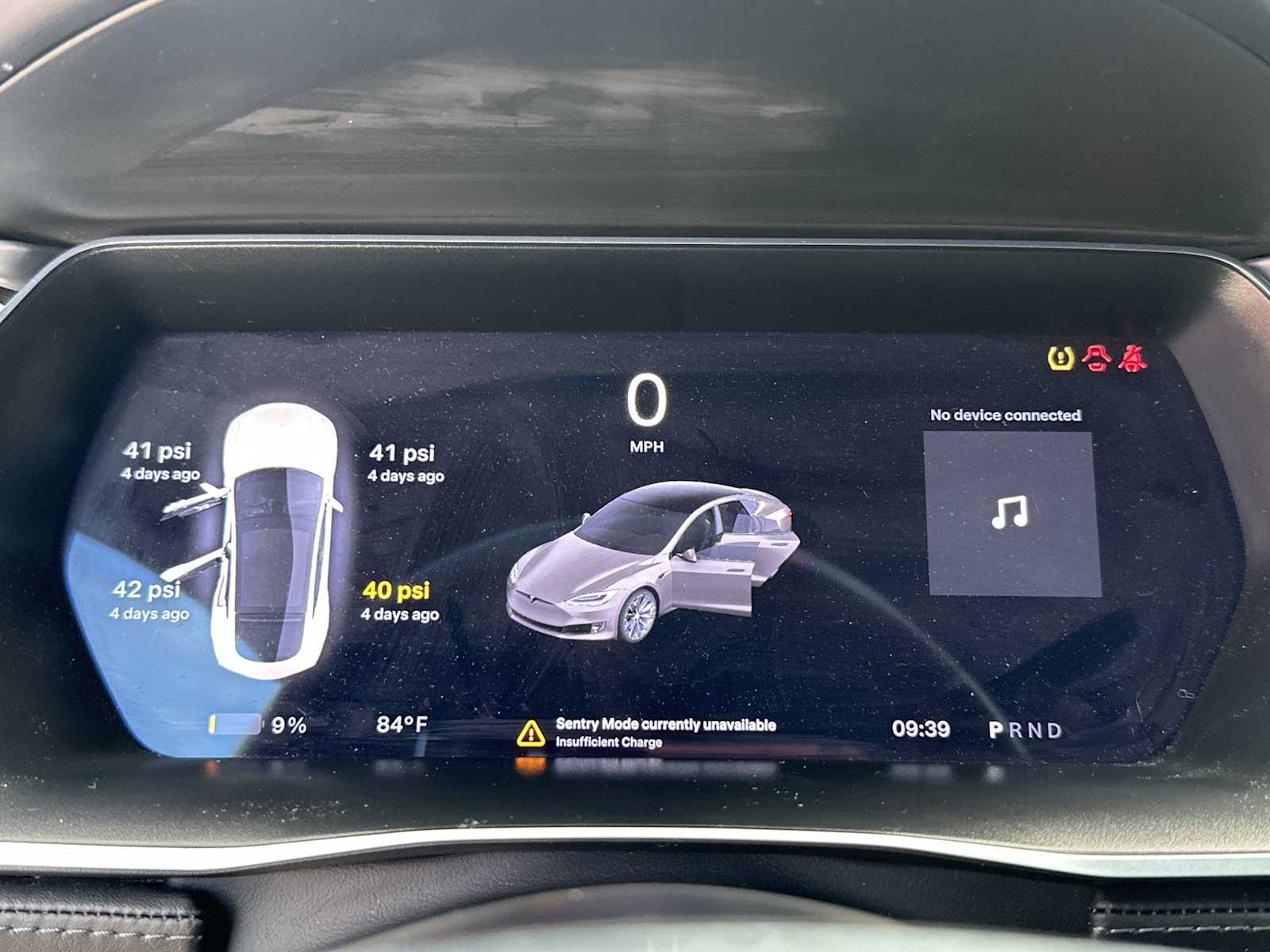 Thumbnail: 2018 Tesla Model S - 24