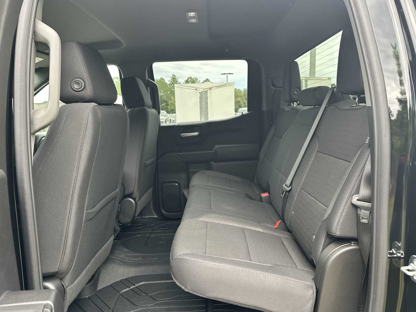 Thumbnail: 2025 Chevrolet Silverado 1500 - 17