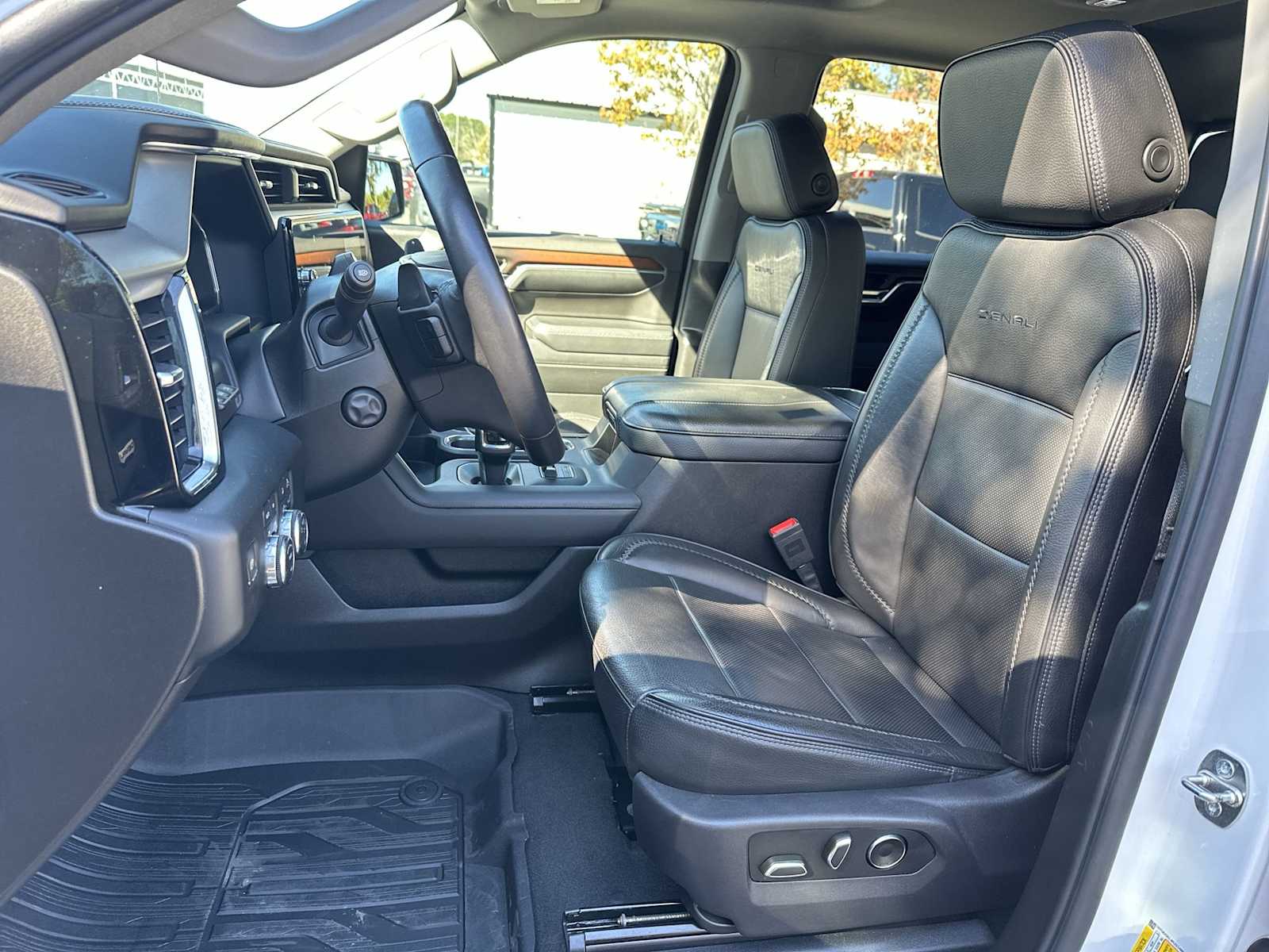 Thumbnail: 2024 GMC Sierra 1500 - 15