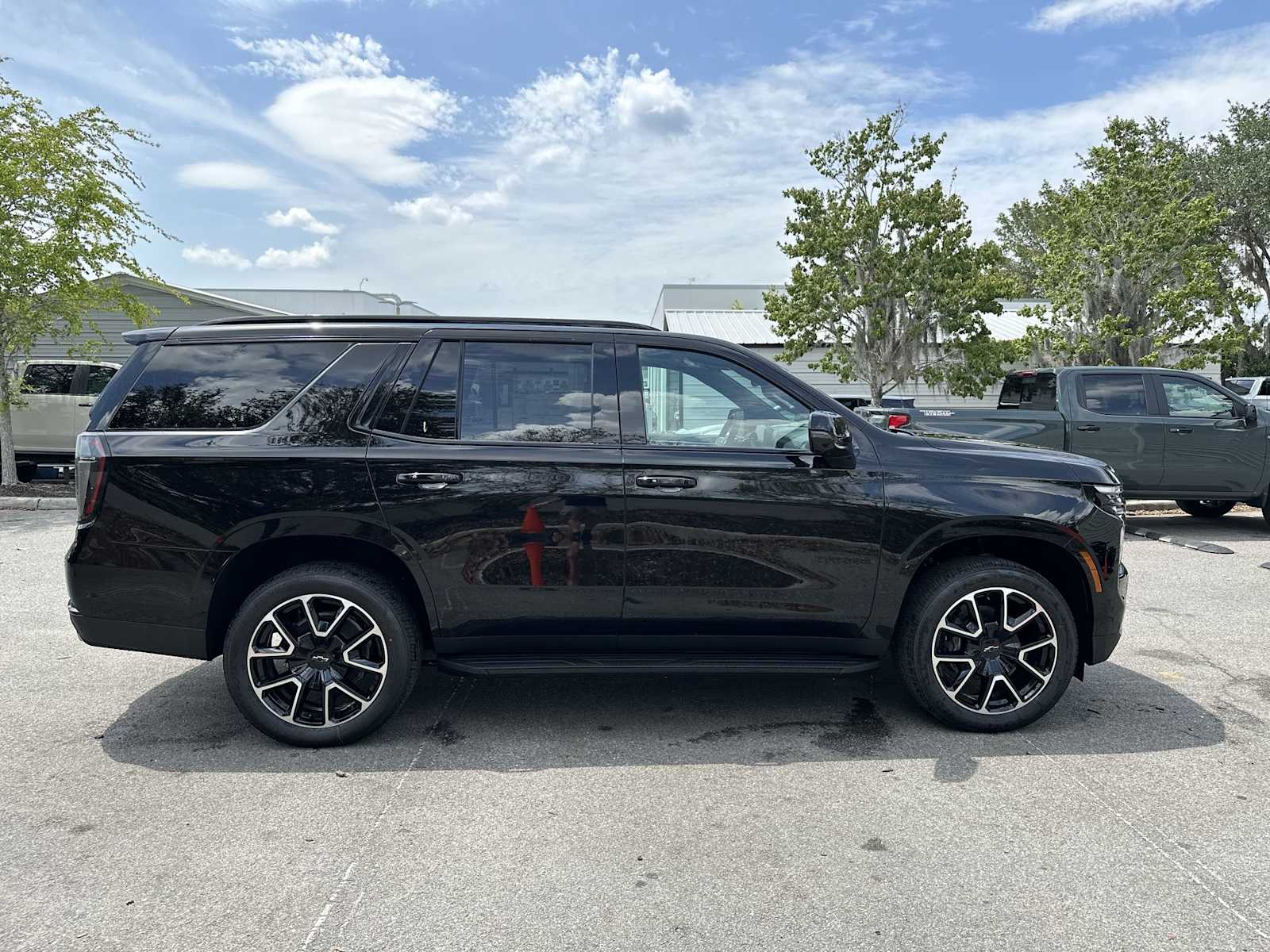 Thumbnail: 2026 Chevrolet Tahoe - 7