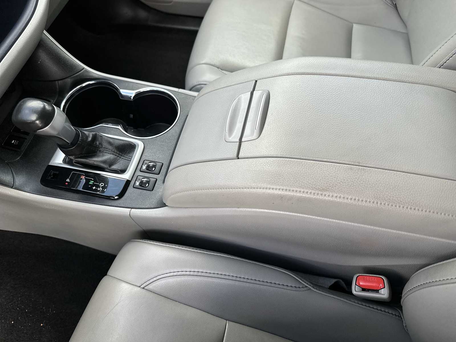 Thumbnail: 2019 Toyota Highlander - 21