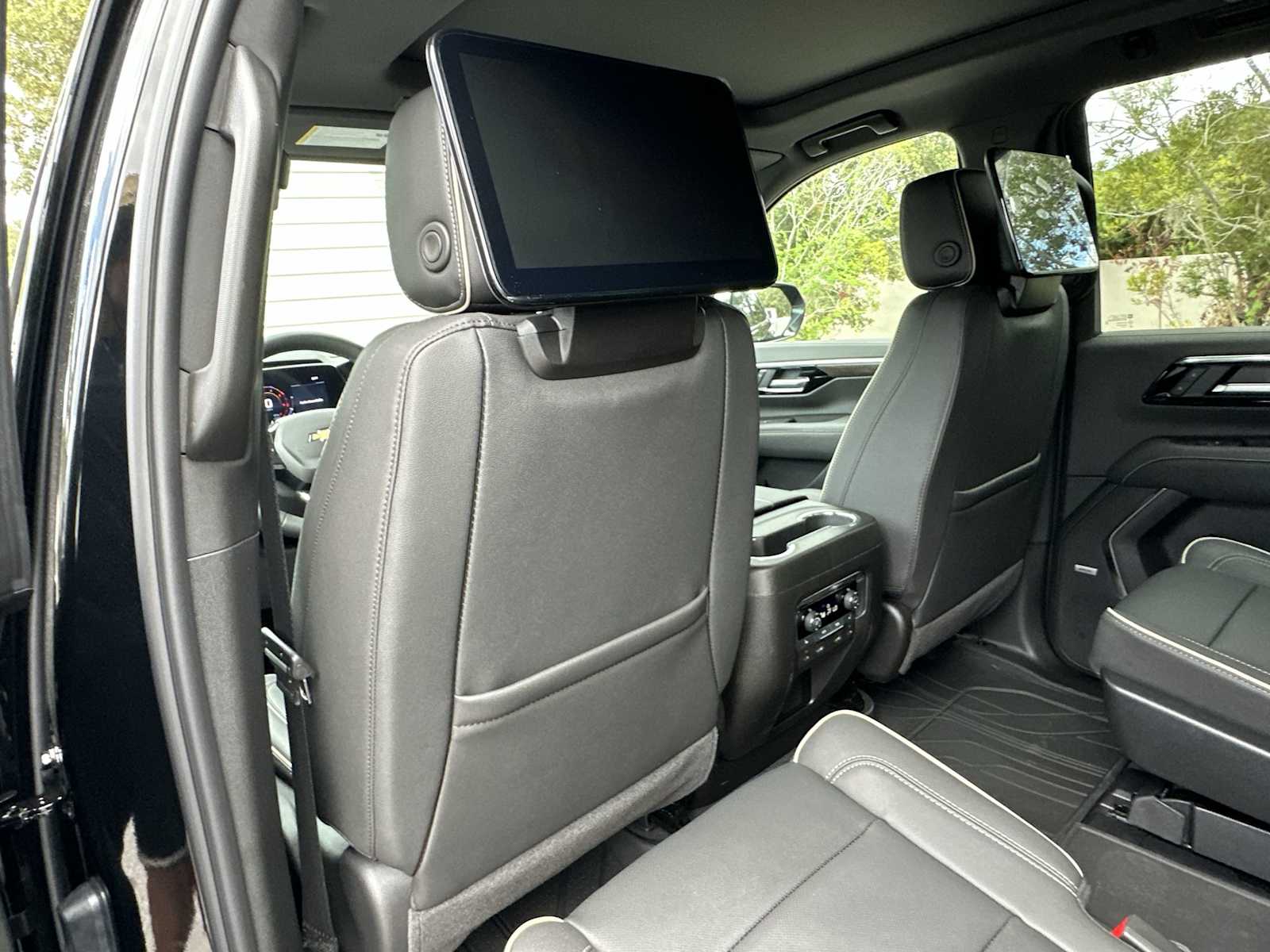 Thumbnail: 2026 Chevrolet Tahoe - 16