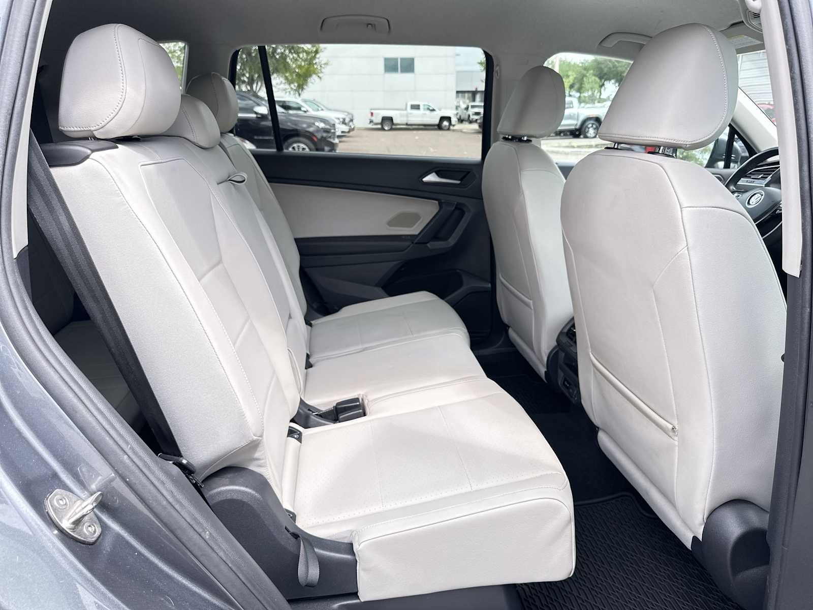 Thumbnail: 2019 Volkswagen Tiguan - 18
