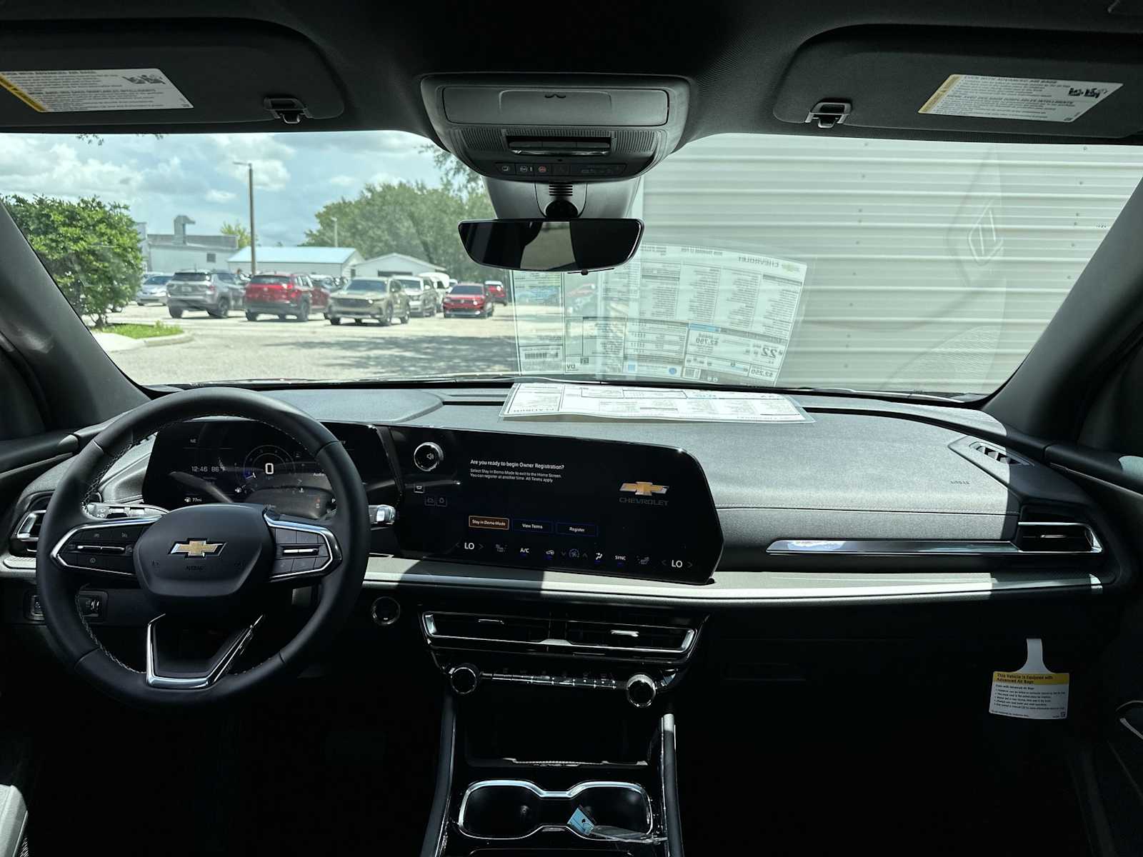 Thumbnail: 2026 Chevrolet Traverse - 14