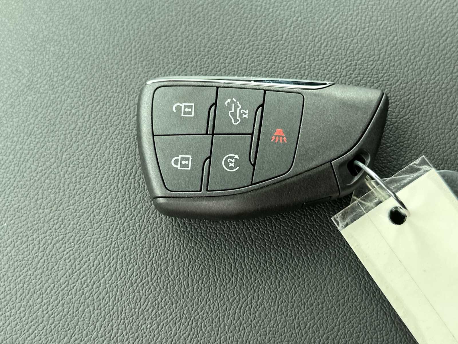 Thumbnail: 2026 Chevrolet Silverado 1500 - 26