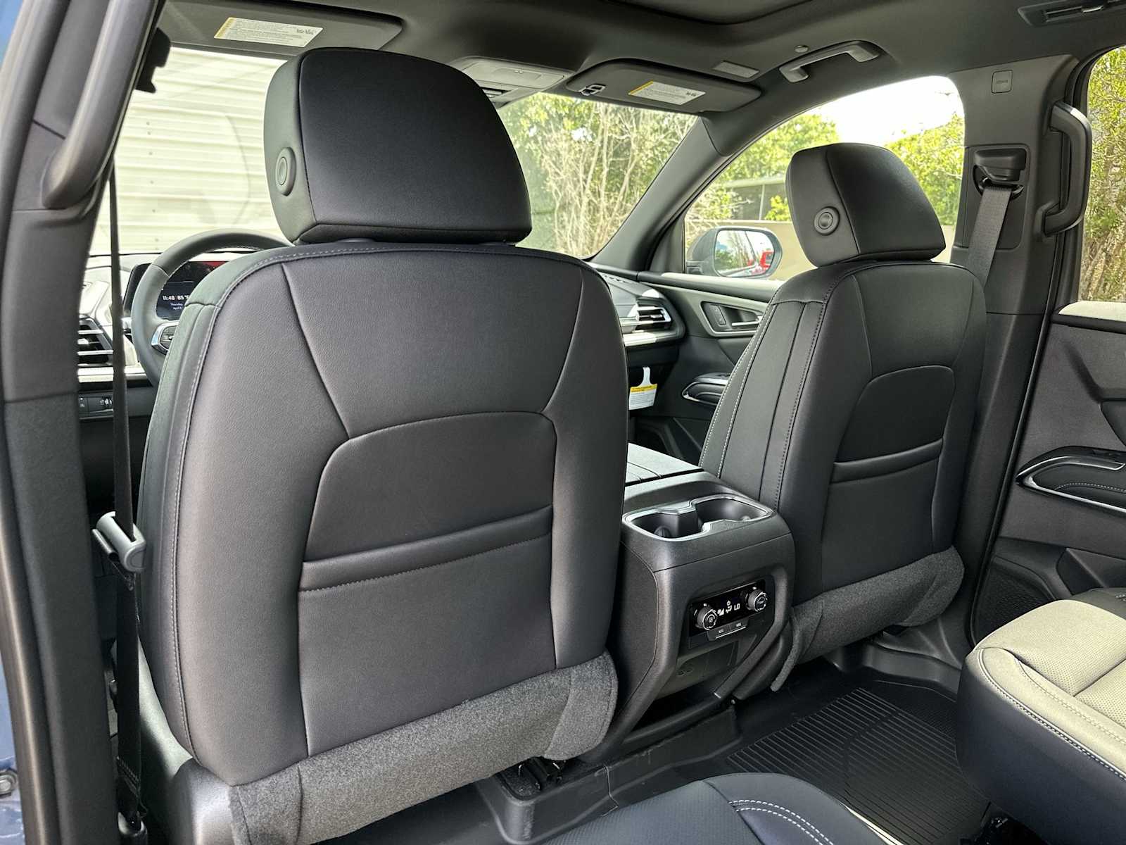 Thumbnail: 2026 Chevrolet Traverse - 16