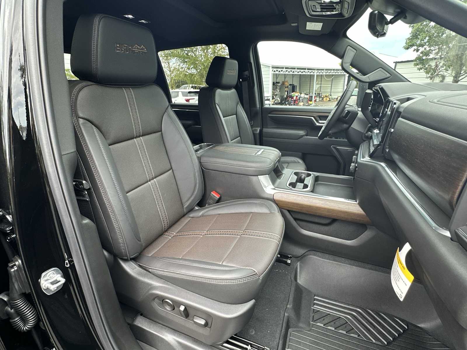 Thumbnail: 2025 Chevrolet Silverado 2500 - 19