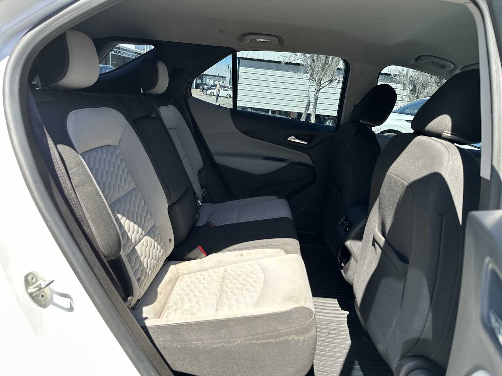 Thumbnail: 2018 Chevrolet Equinox - 18