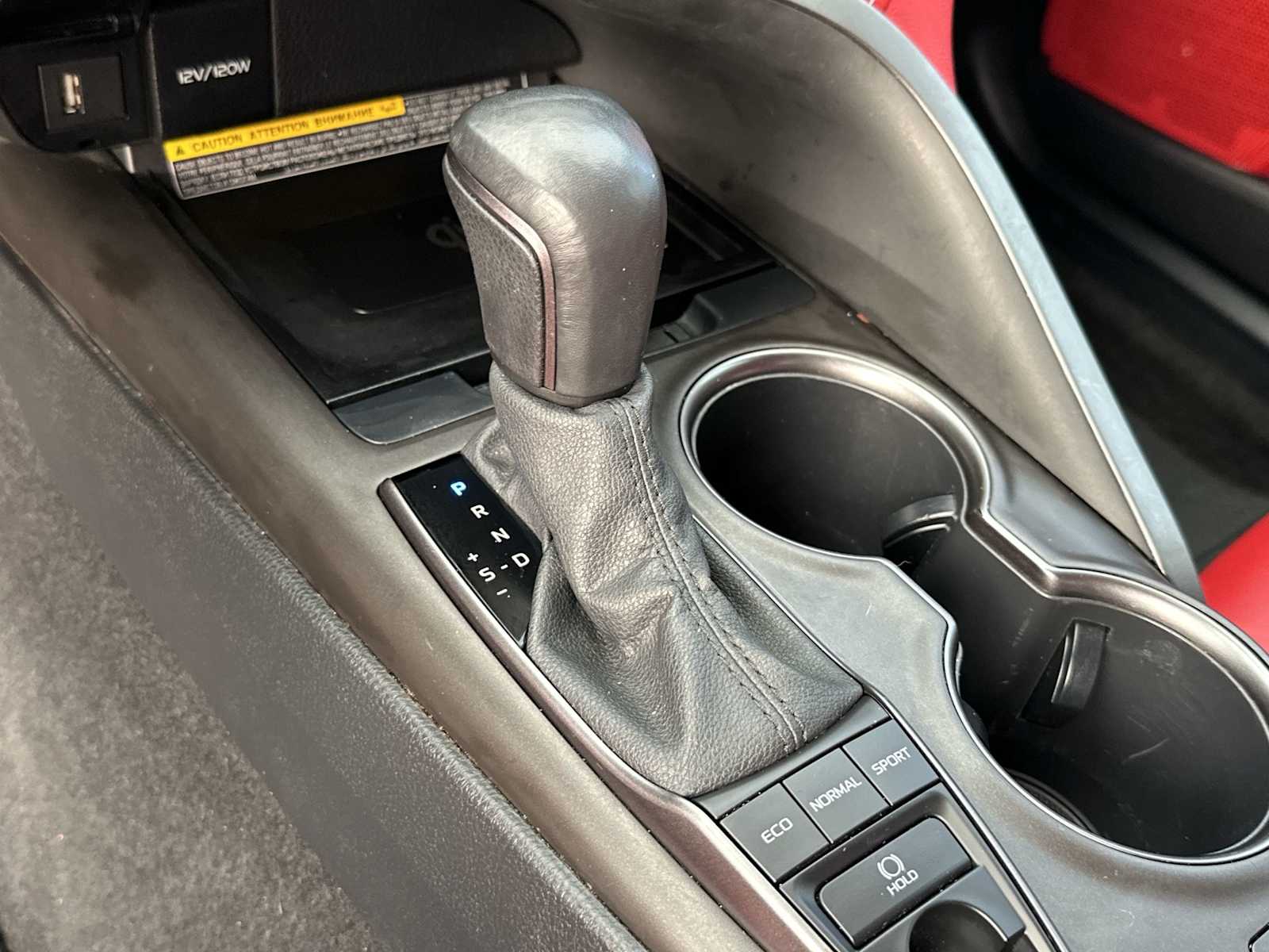 Thumbnail: 2021 Toyota Camry - 23