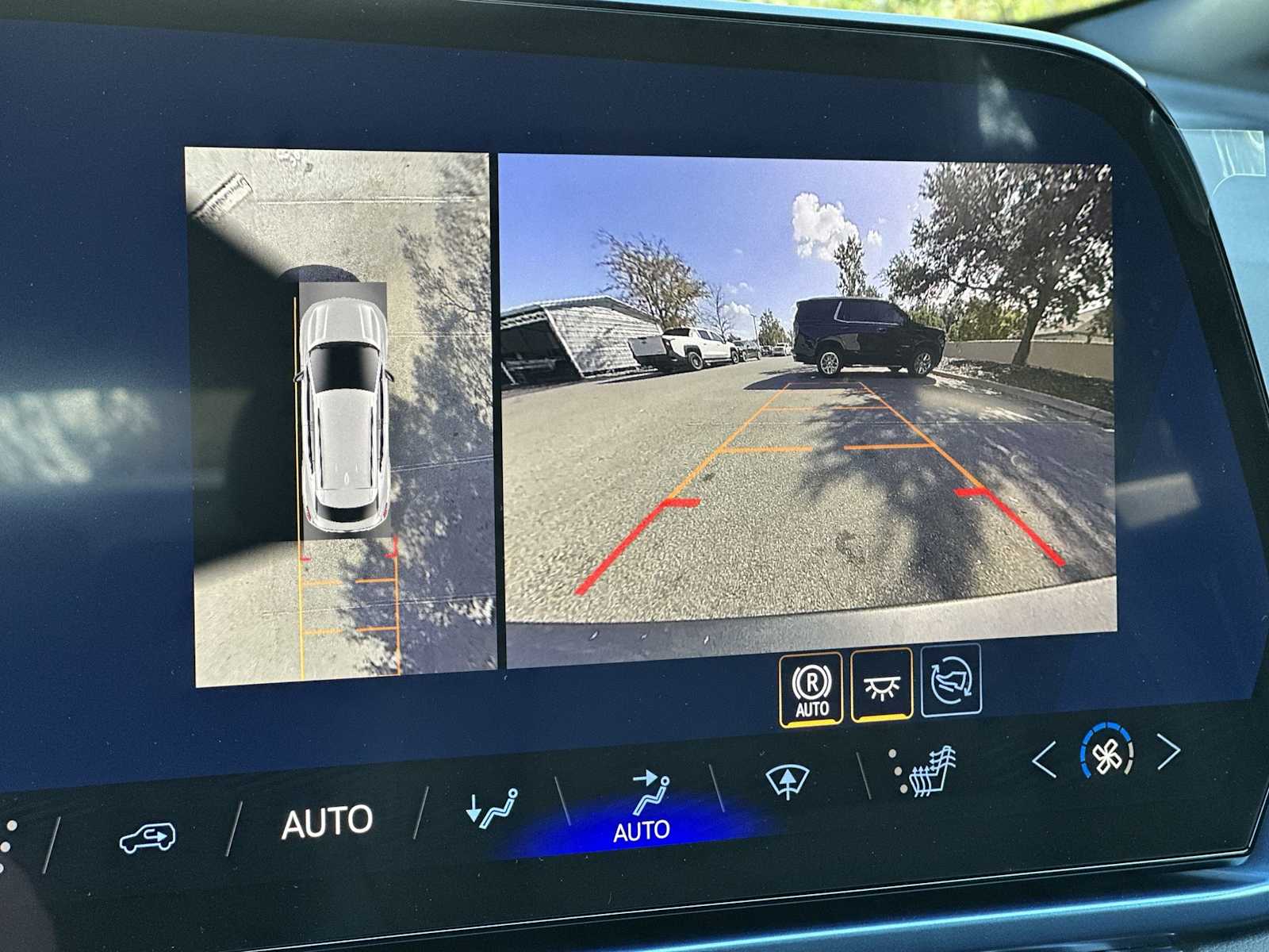 Thumbnail: 2026 Chevrolet Equinox - 22