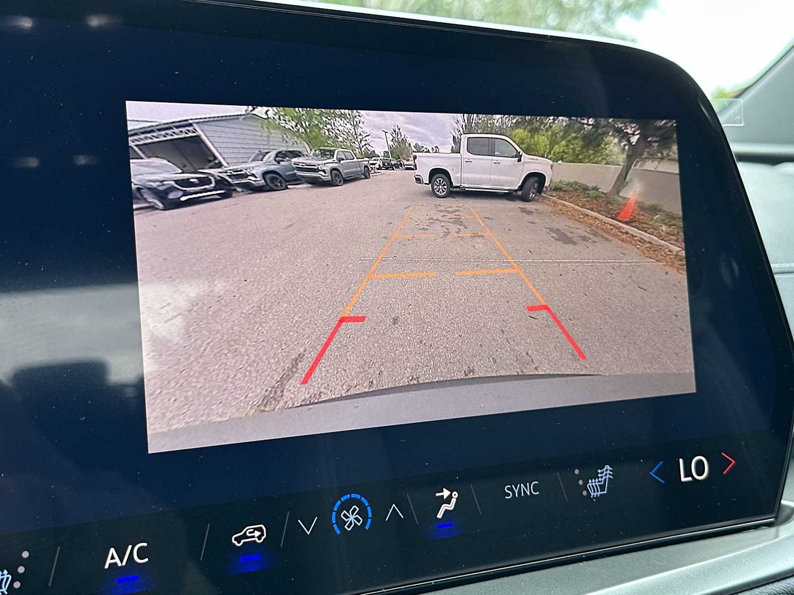 Thumbnail: 2026 Chevrolet Traverse - 23