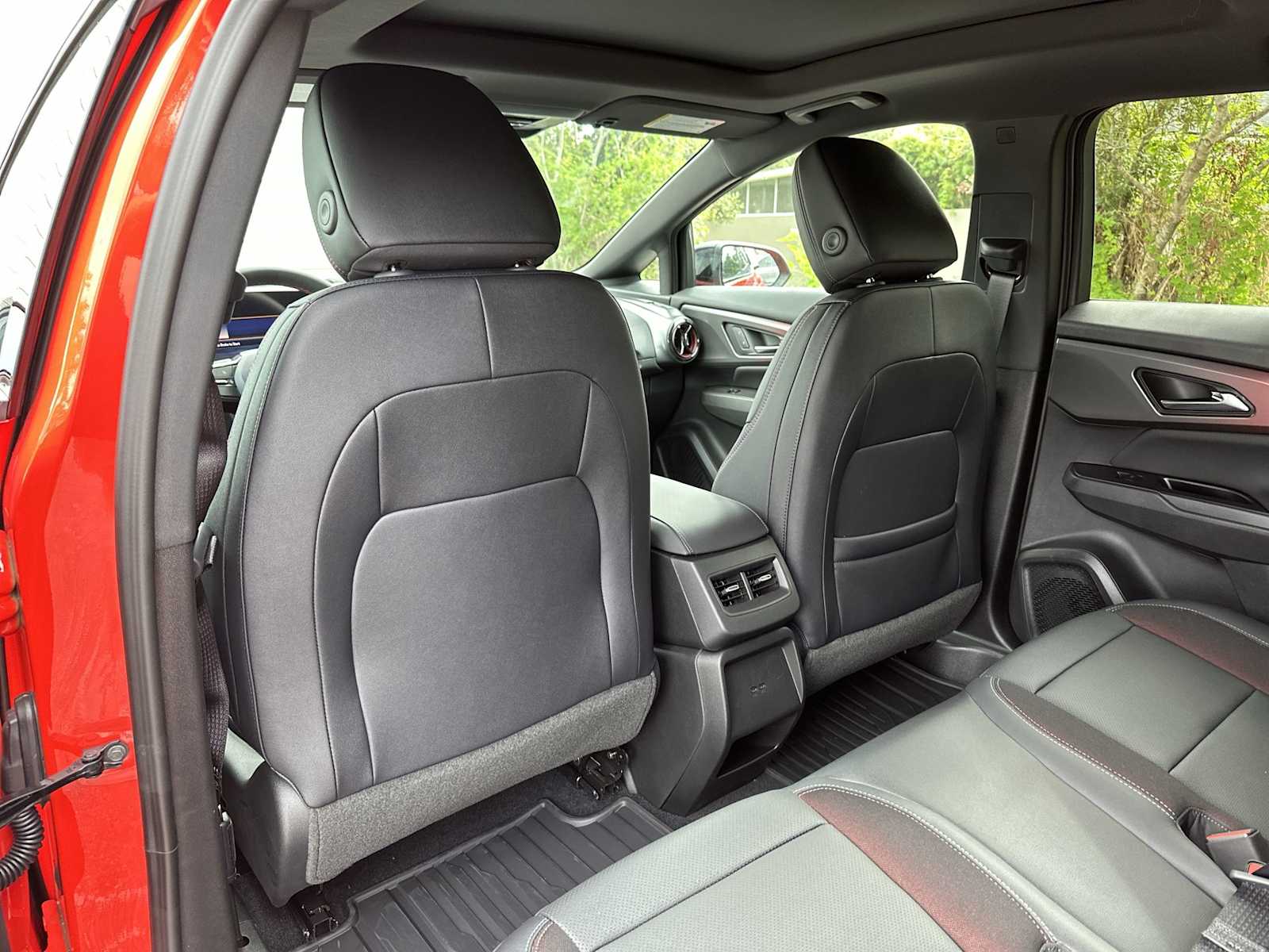 Thumbnail: 2026 Chevrolet Equinox - 16