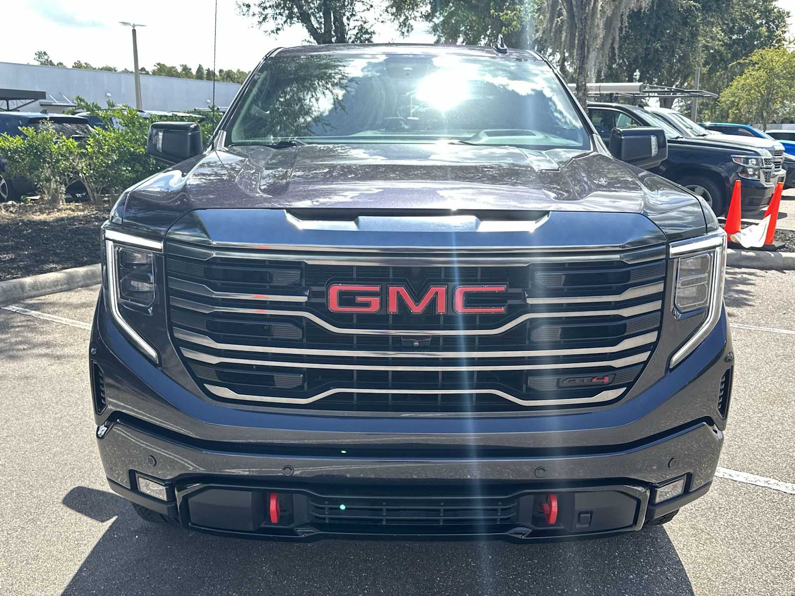 Thumbnail: 2023 GMC Sierra 1500 - 9
