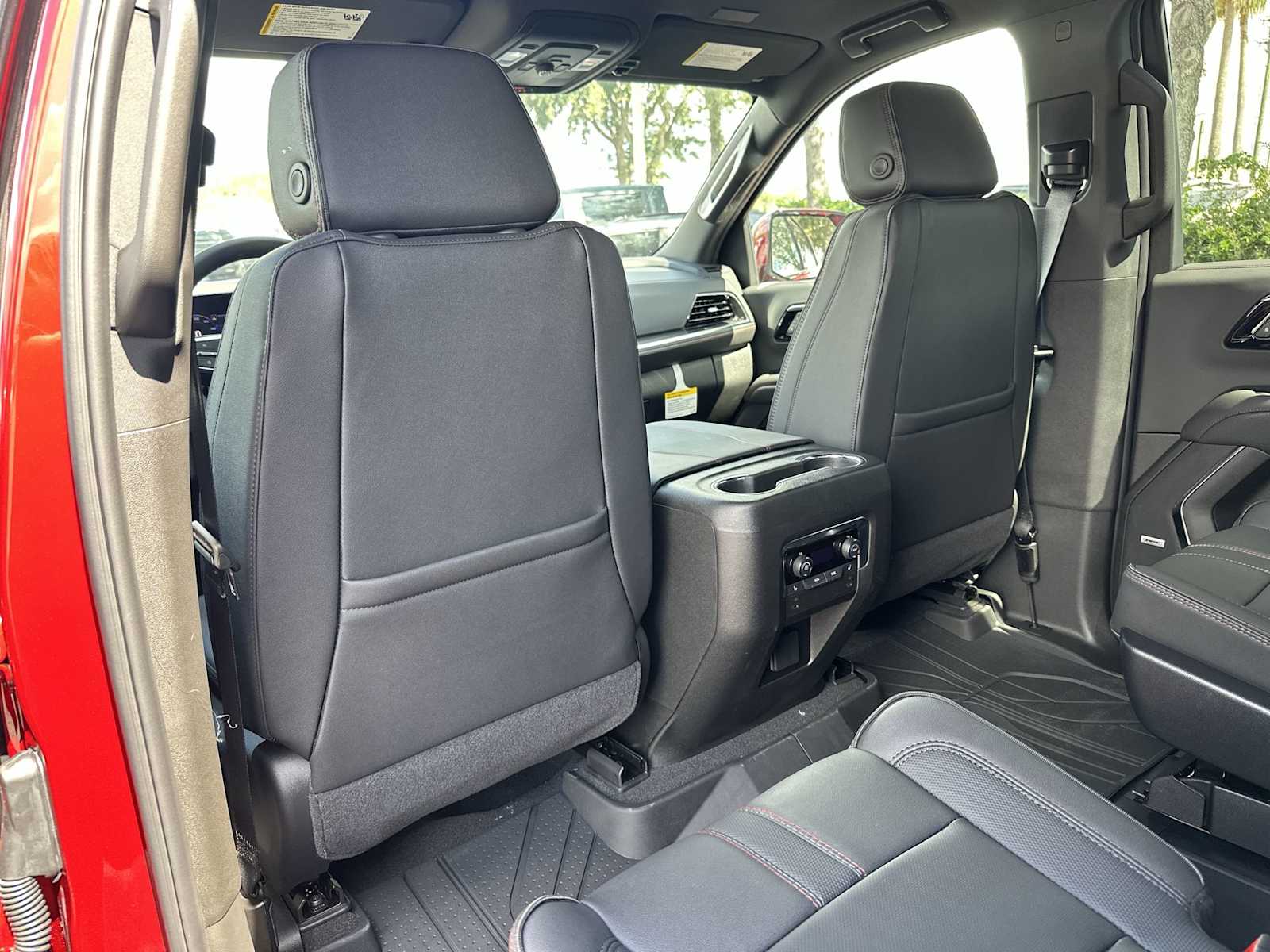 Thumbnail: 2025 Chevrolet Tahoe - 16