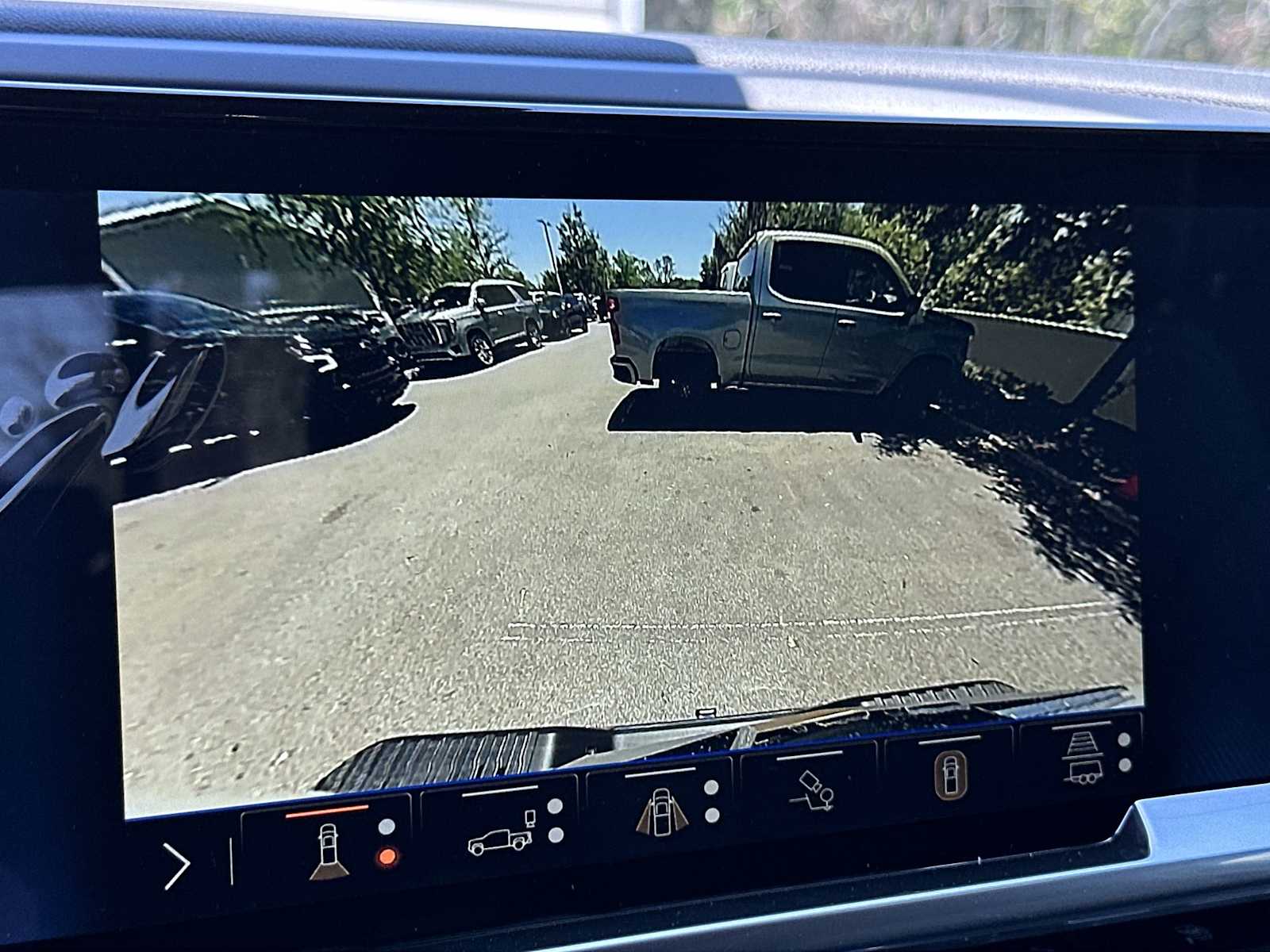Thumbnail: 2026 Chevrolet Silverado 1500 - 22