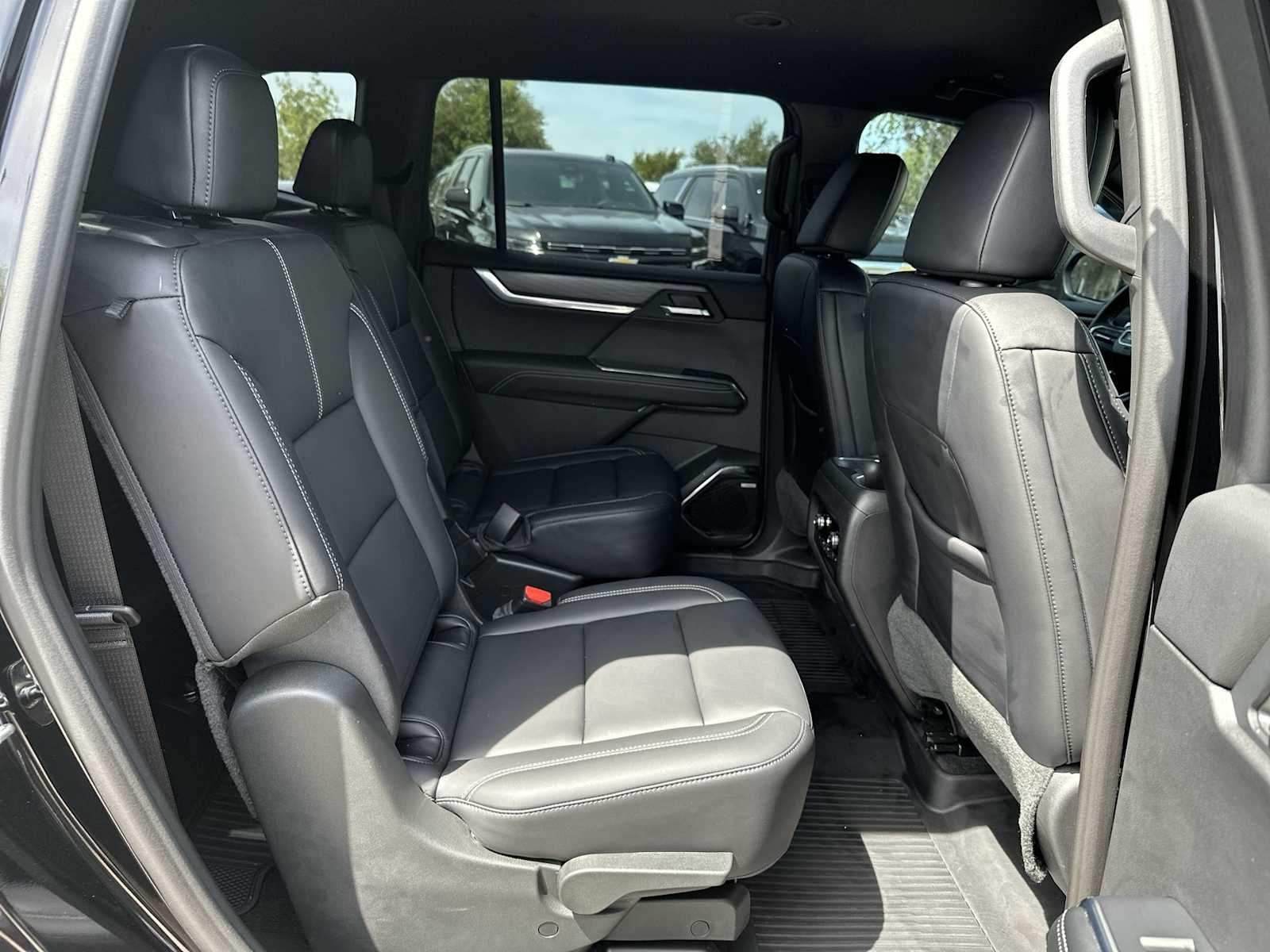 Thumbnail: 2026 GMC Acadia - 18