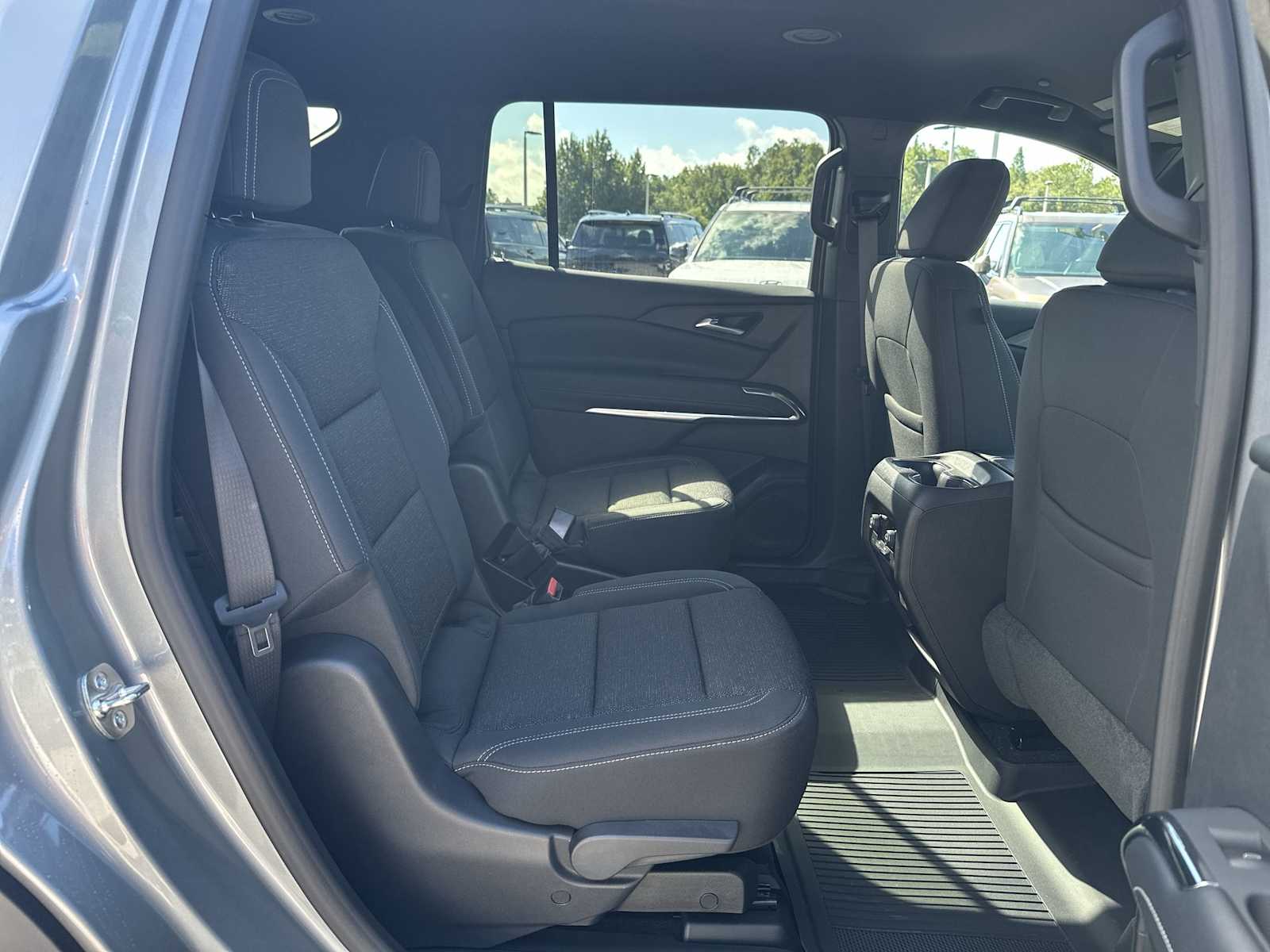 Thumbnail: 2026 Chevrolet Traverse - 18