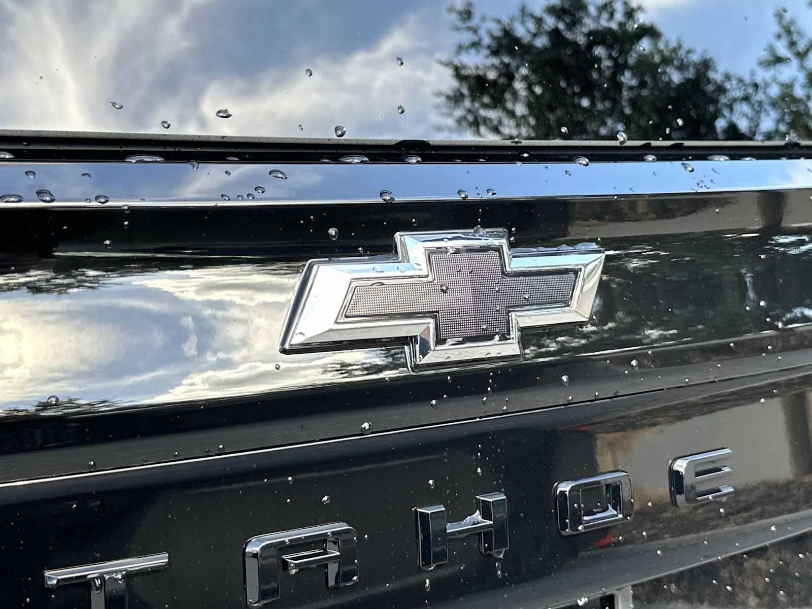 Thumbnail: 2026 Chevrolet Tahoe - 10