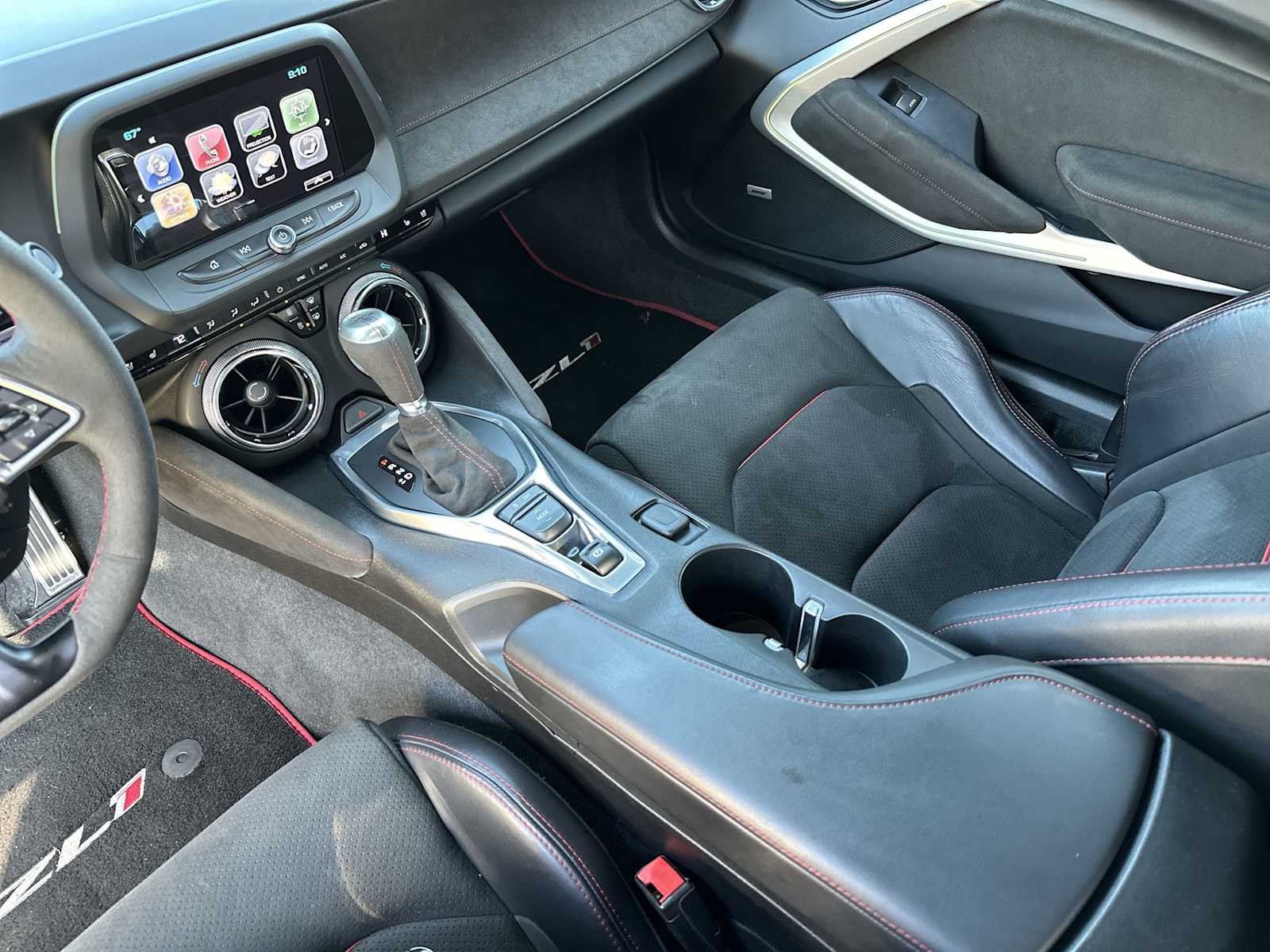 Thumbnail: 2017 Chevrolet Camaro - 21