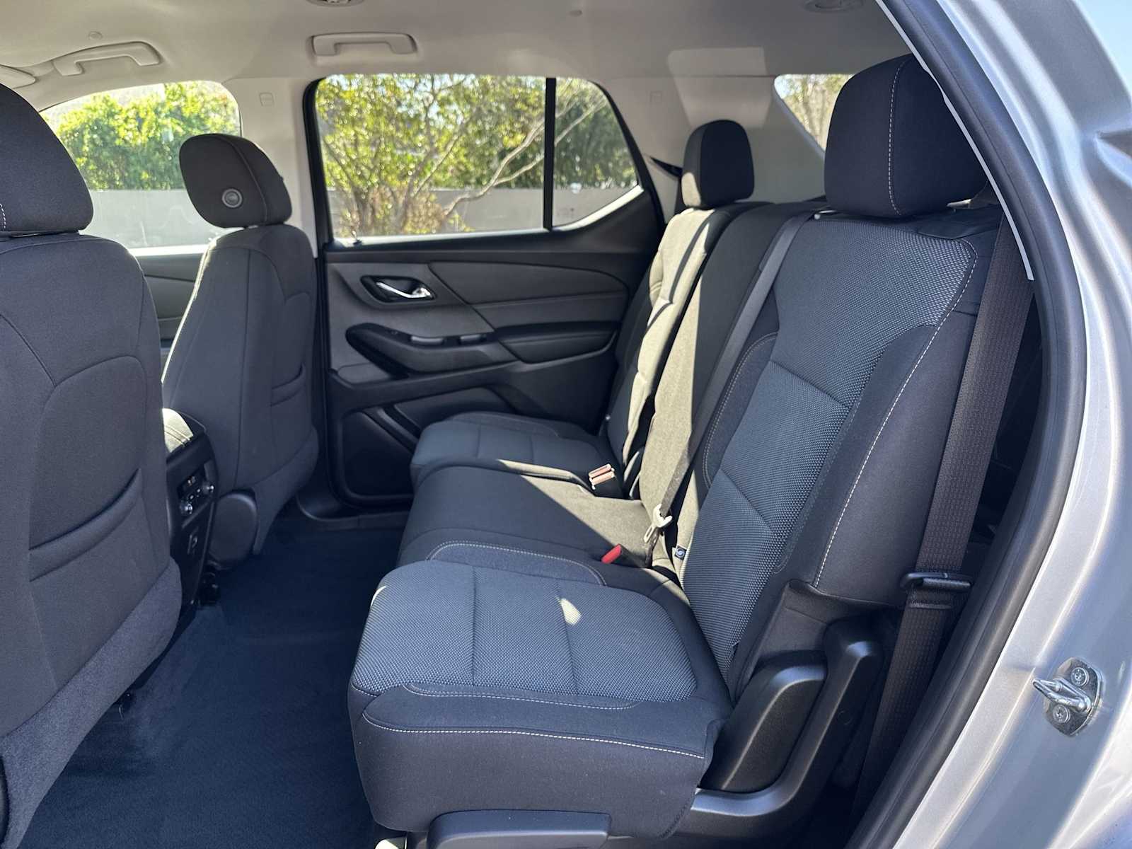 Thumbnail: 2021 Chevrolet Traverse - 17