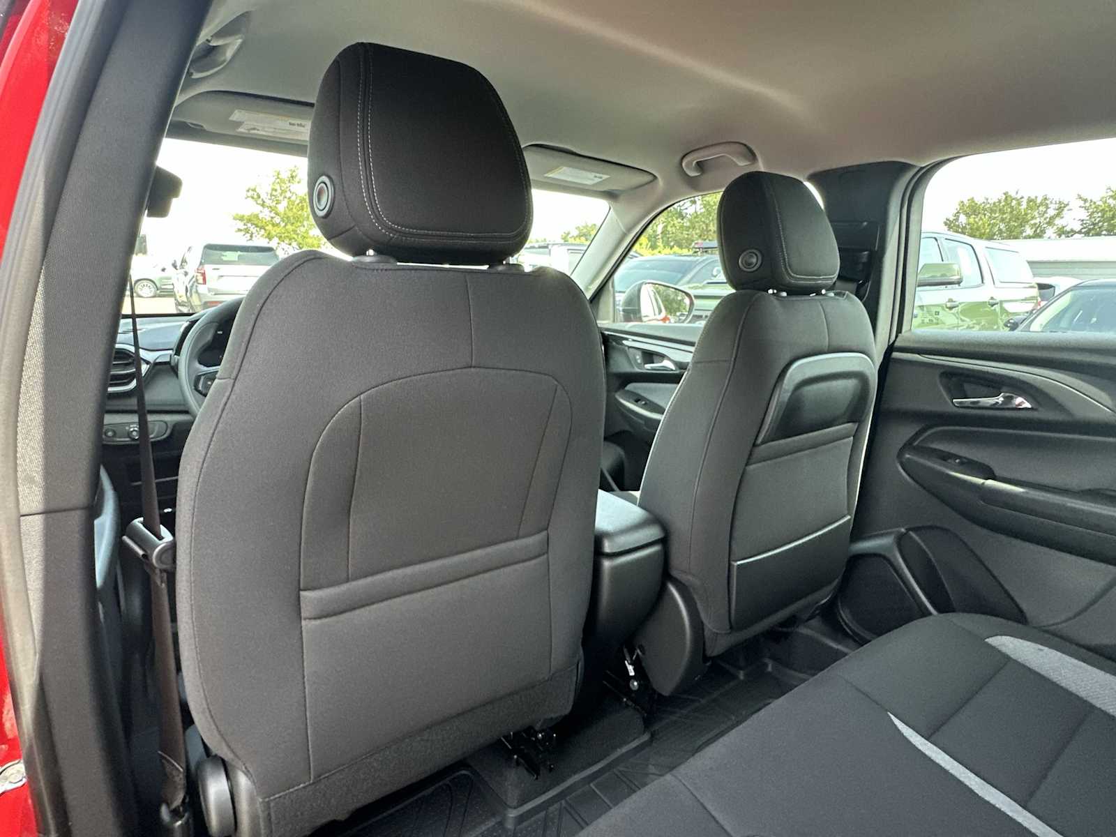 Thumbnail: 2026 Chevrolet TrailBlazer - 16