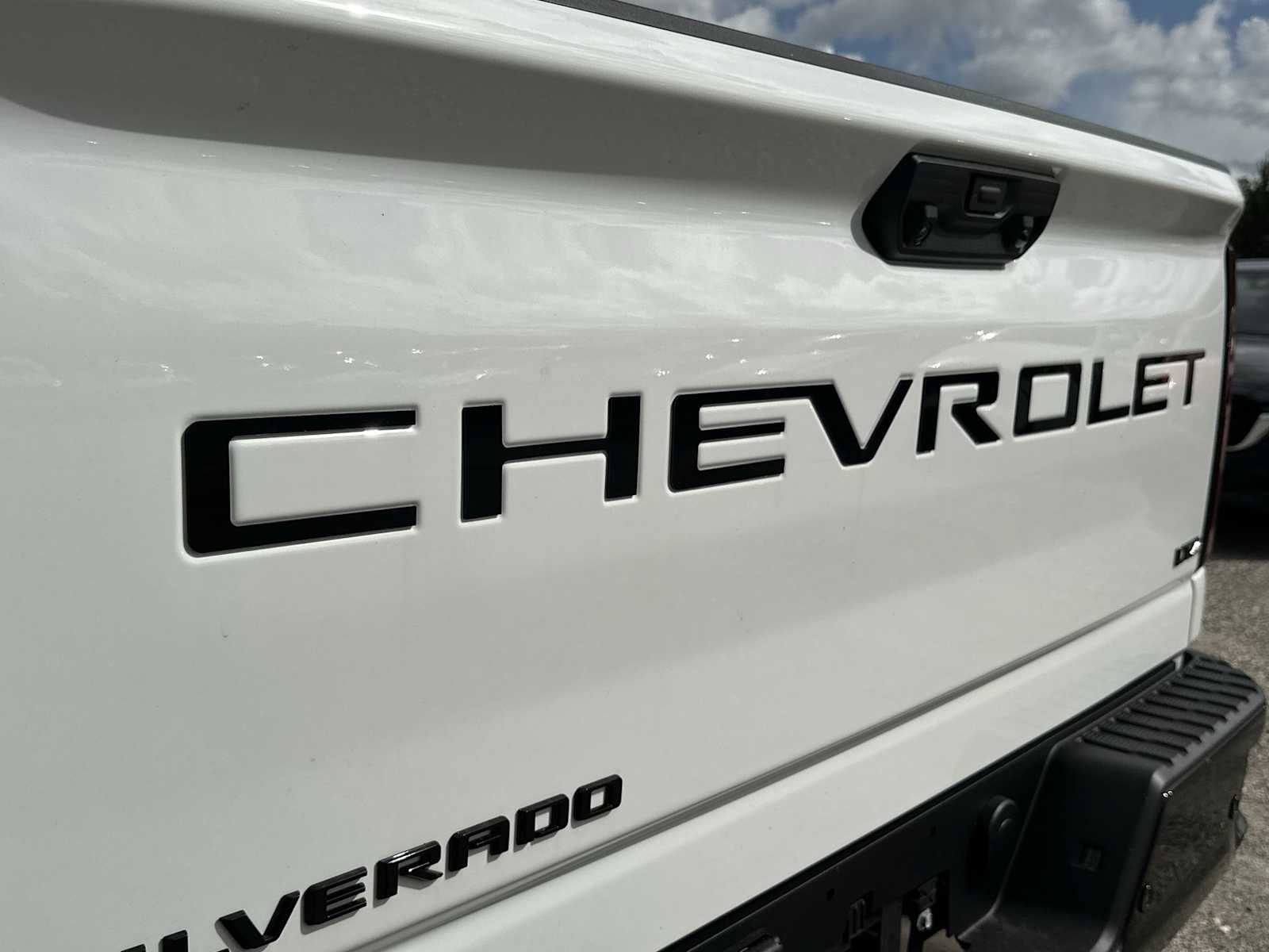 Thumbnail: 2026 Chevrolet Silverado 2500 - 10