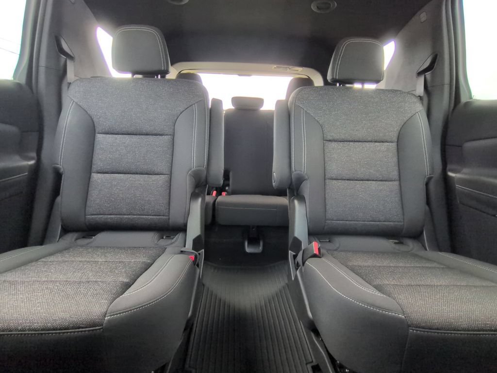 2026 Chevrolet Traverse LT - Photo 5