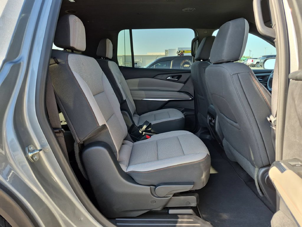 2026 Chevrolet Traverse LT - Photo 25
