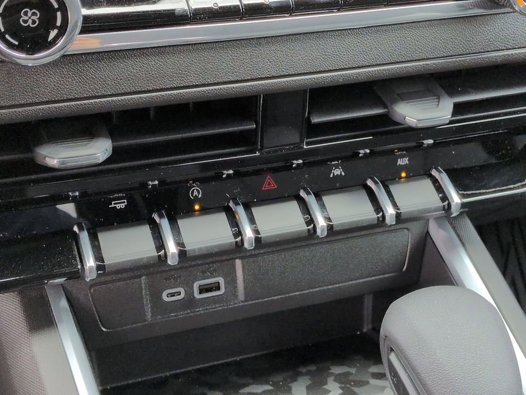 2026 Chevrolet Colorado Work Truck - Photo 9