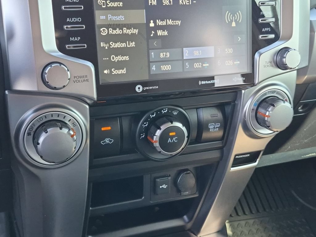 2023 Toyota 4Runner SR5 Premium - Photo 9